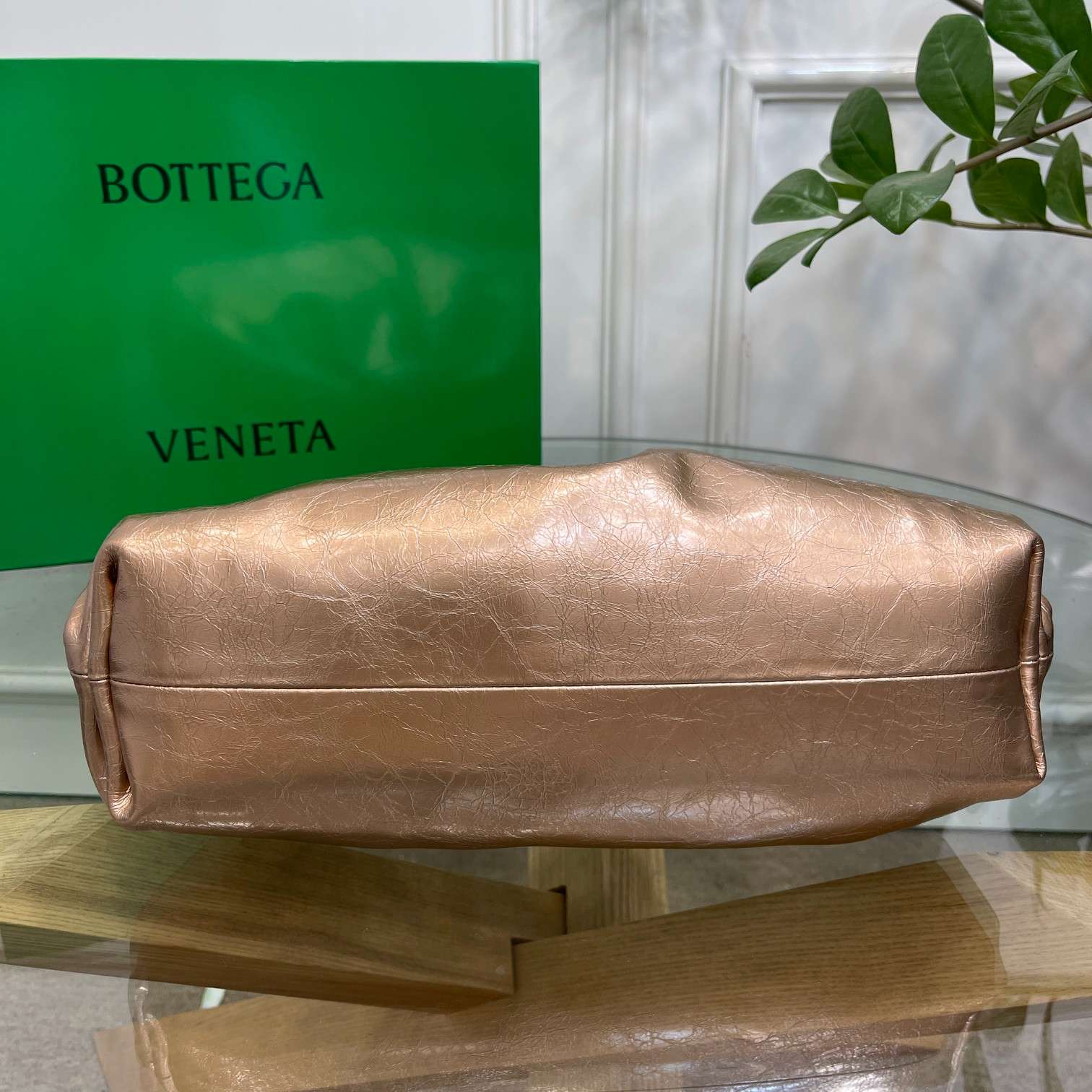 B0tt*ga Ven*ta Pouch Teak Brown For Women 12.2in/31cm