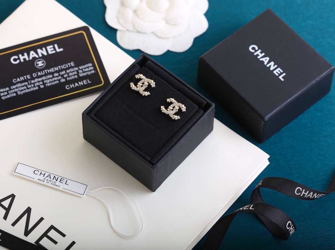 Ch**el Double C Earrings Gold For Women