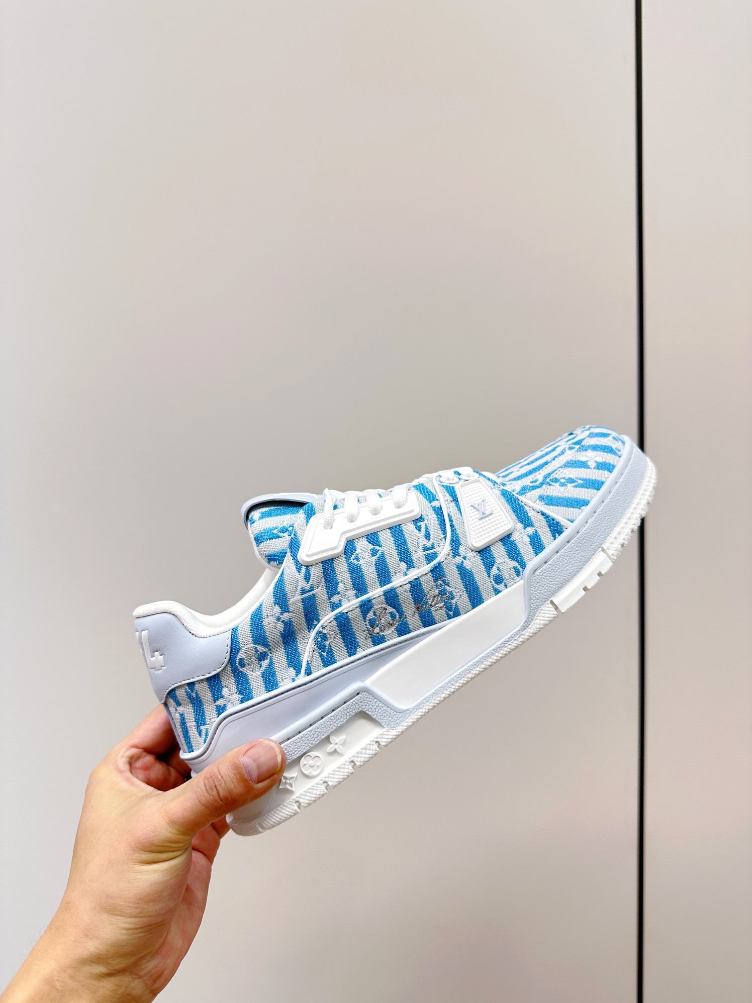 L0vis Vvtt0n Retro Basketball Sneakers Blue For Women