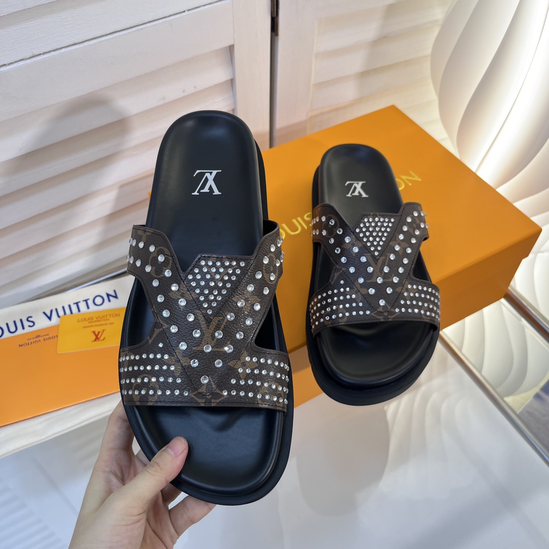 L0vis Vvtt0n Oasis Mule LV Black For Women