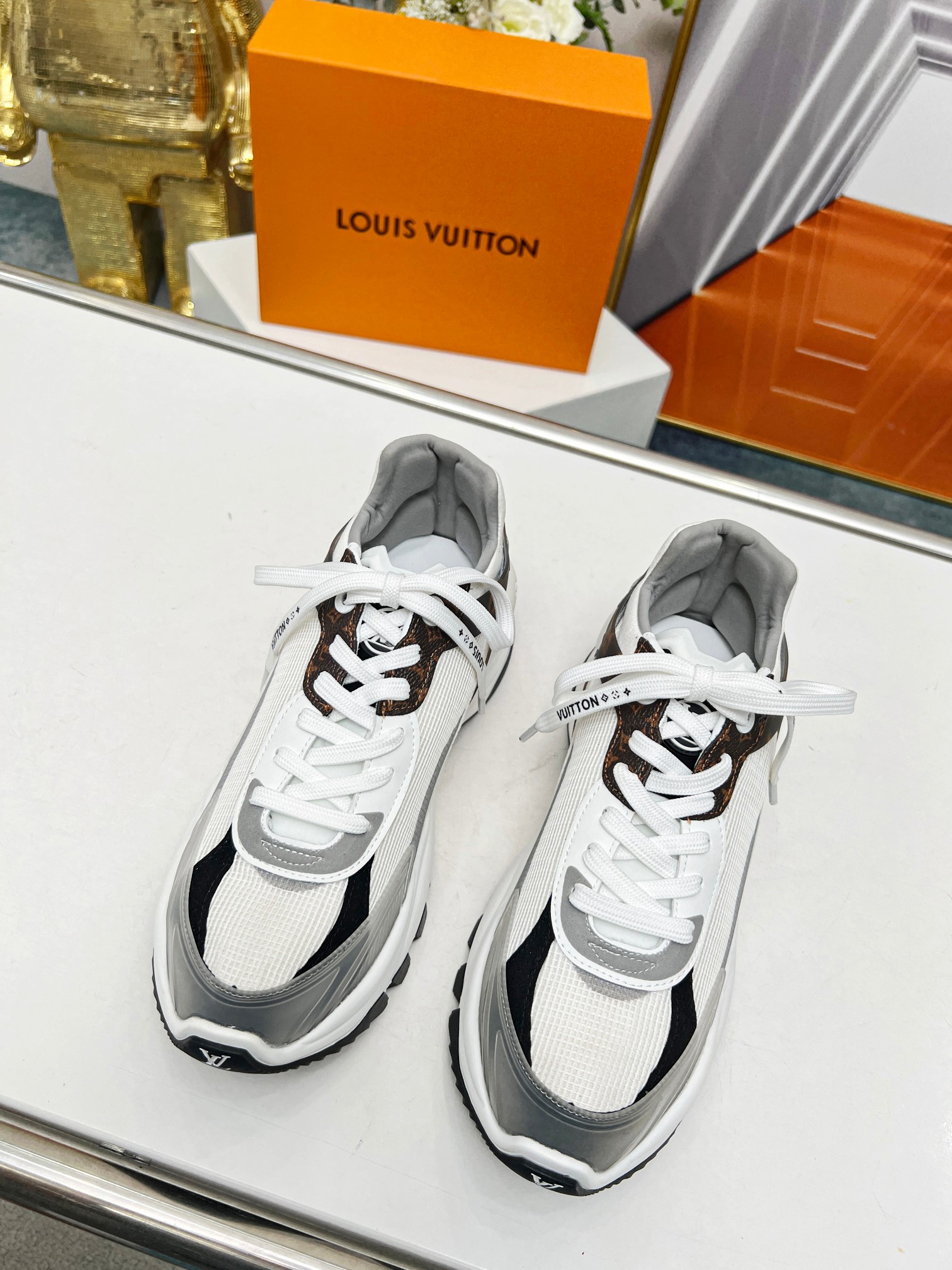 L0vis Vvtt0n Run 55 Sneaker White For Women 1AASDF