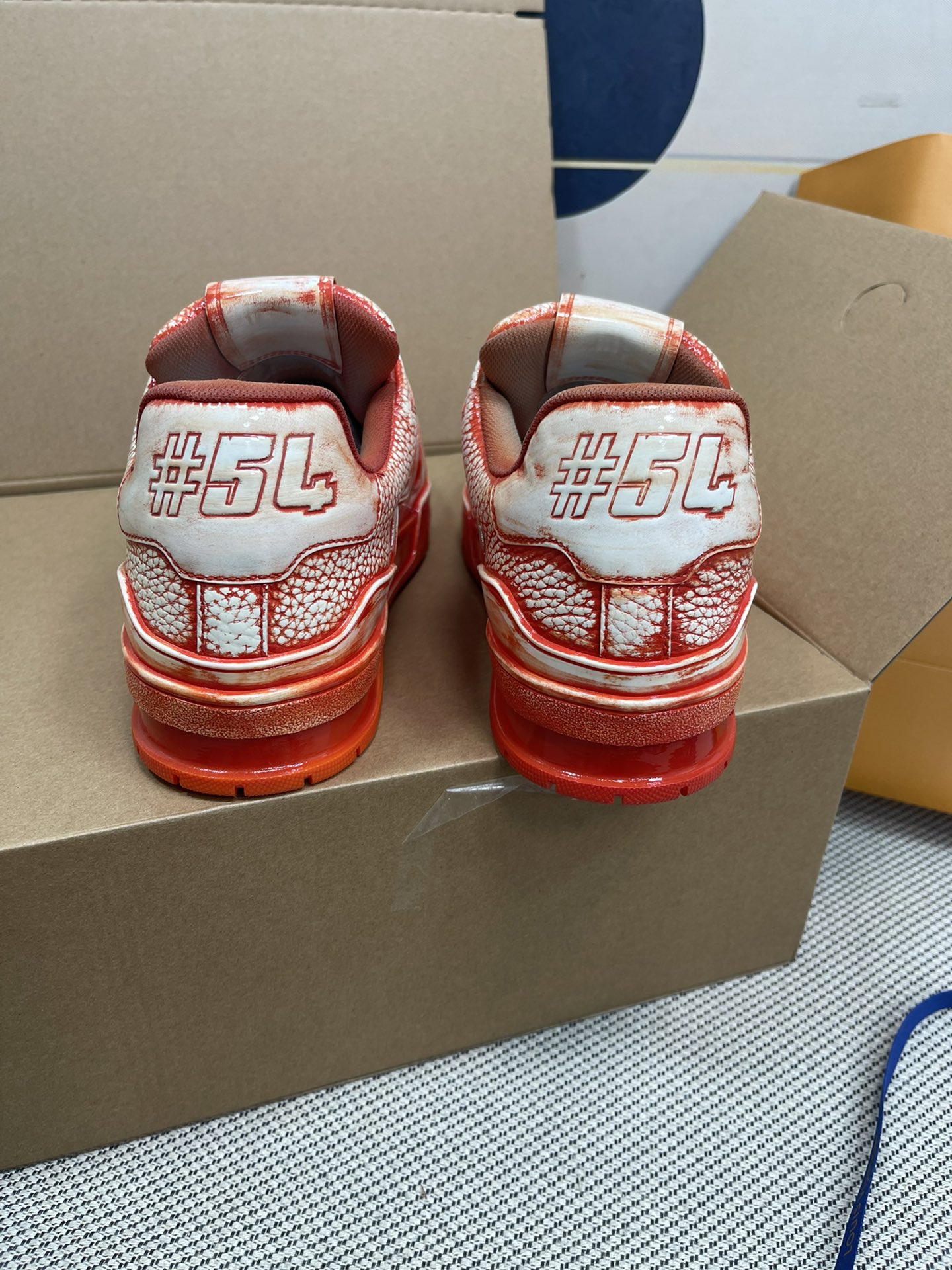 L0vis Vvtt0n Trainer Sneaker LV Red For Women