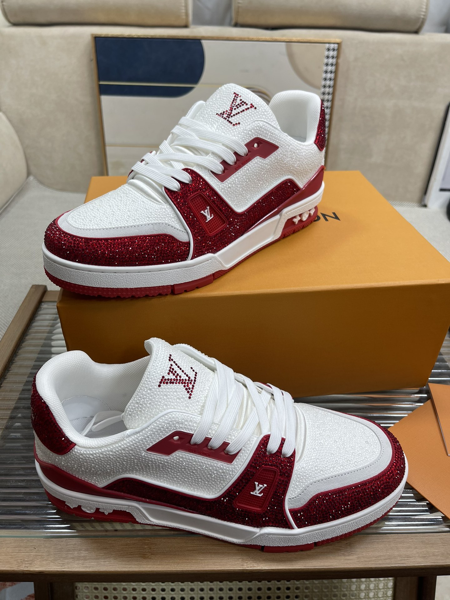 L0vis Vvtt0n Trainer Sneaker LV Red For Women