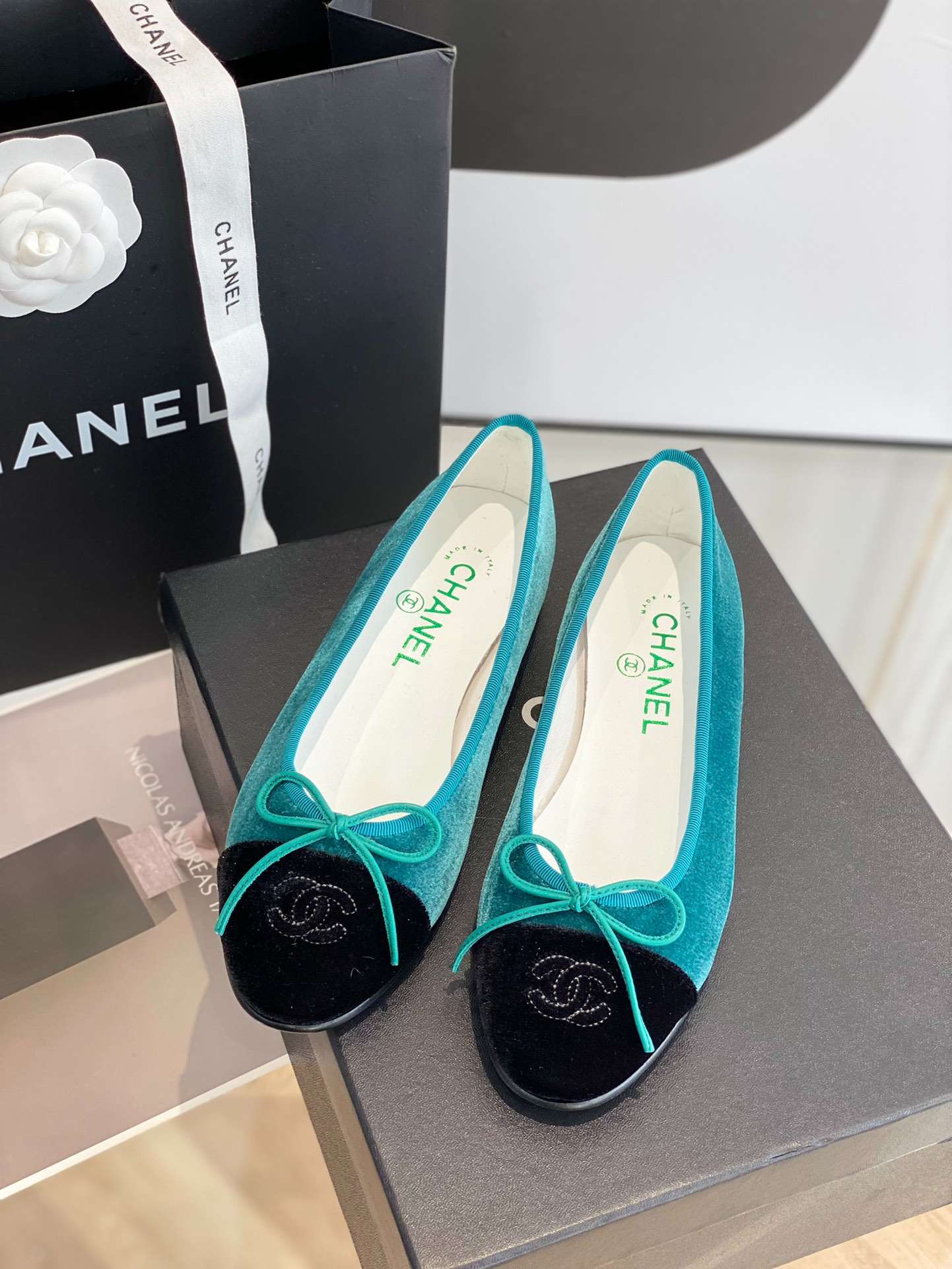 Ch**el Ballet Flats Green For Women