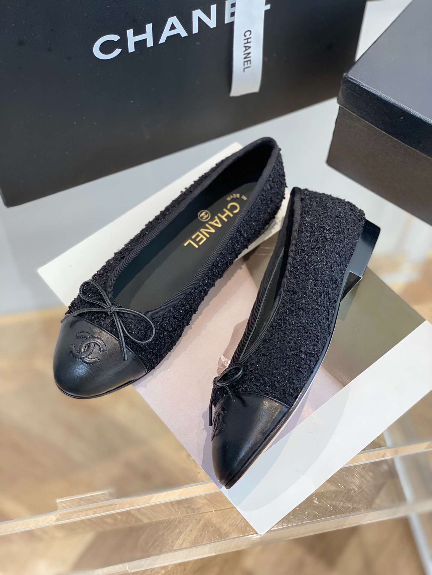 Ch**el Ballet Flats Black For Women