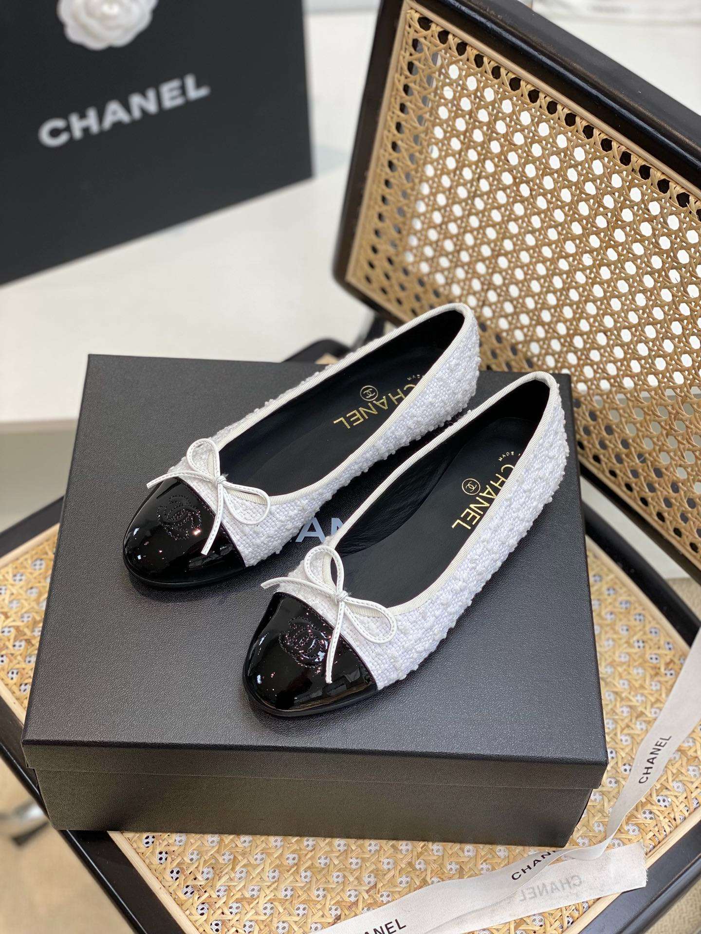 Ch**el Ballet Flats White For Women