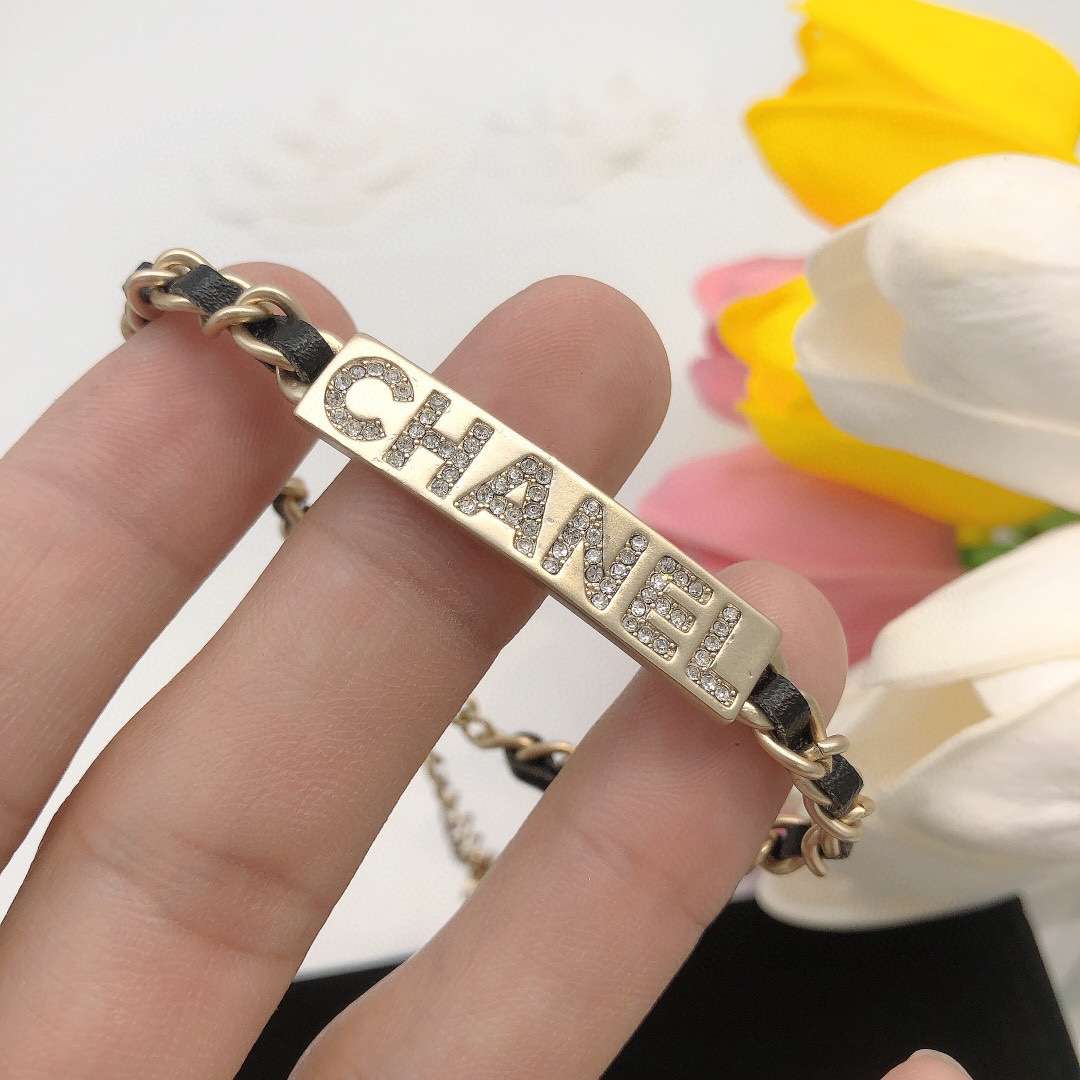 Ch**el C-Shaped Bracelet Gold For Women