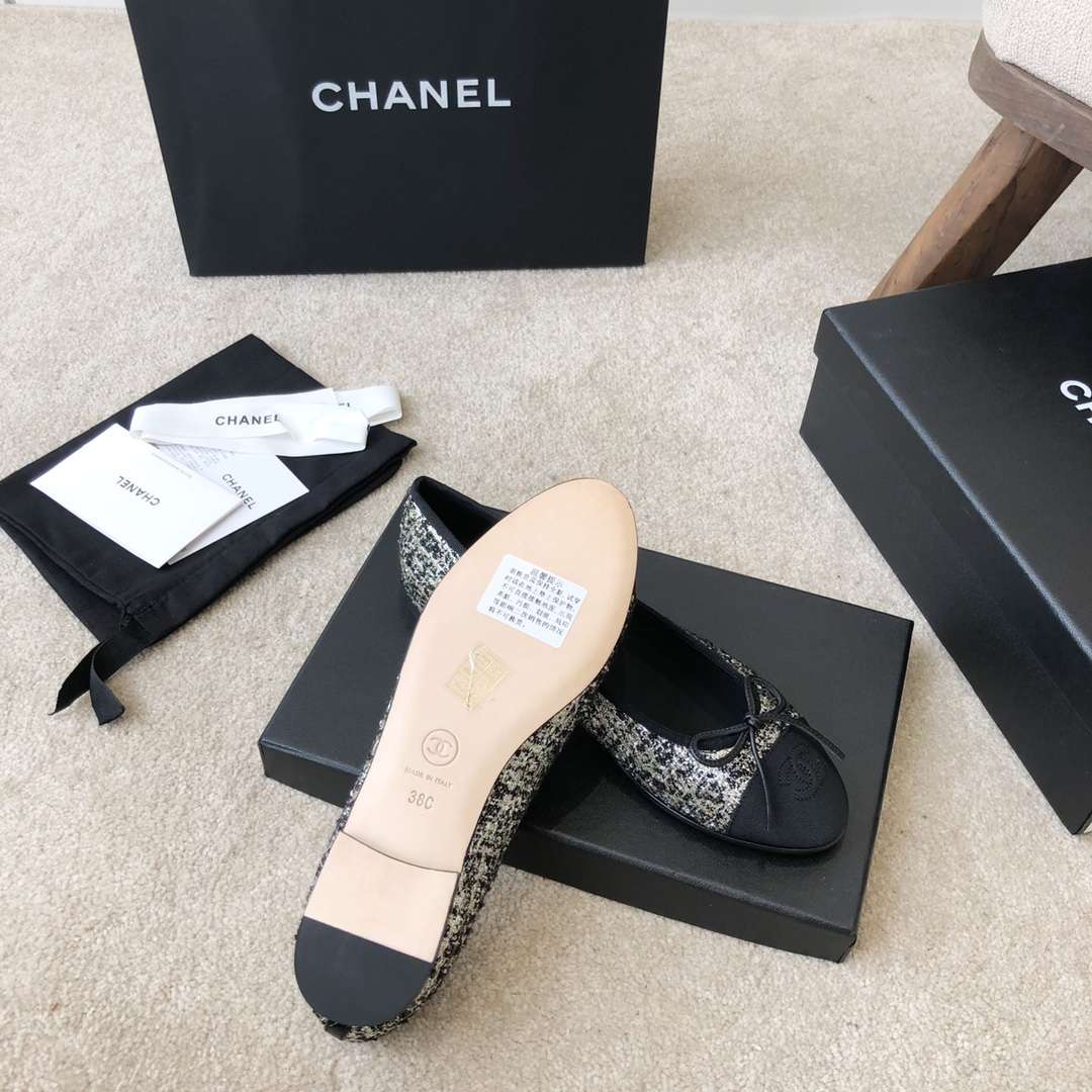 Ch**el Ballet Flats Black For Women