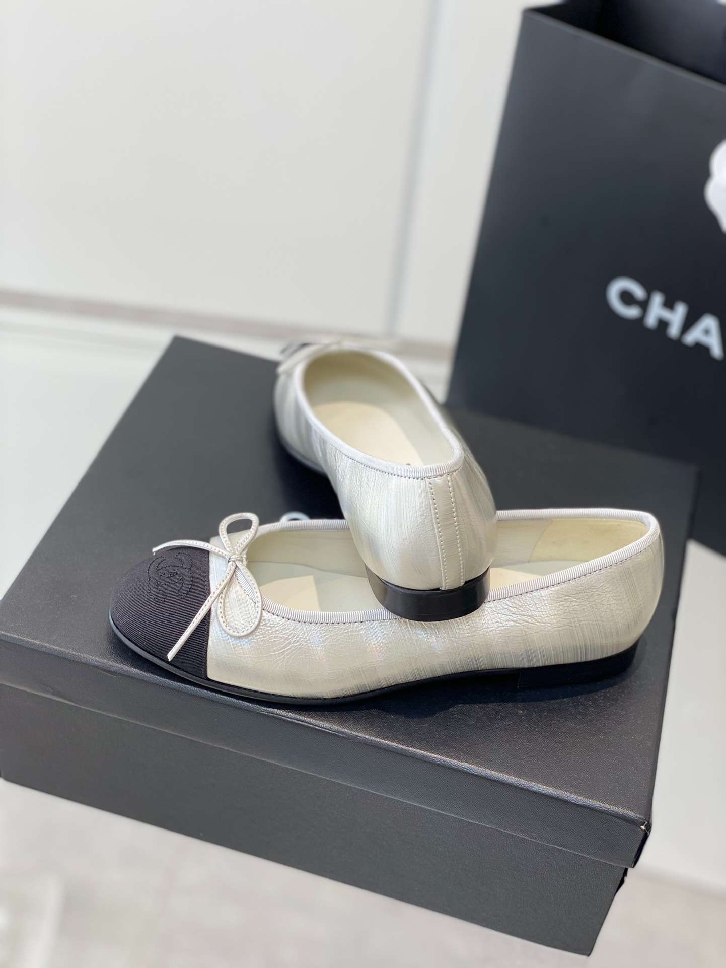 Ch**el Ballet Flats Silver For Women