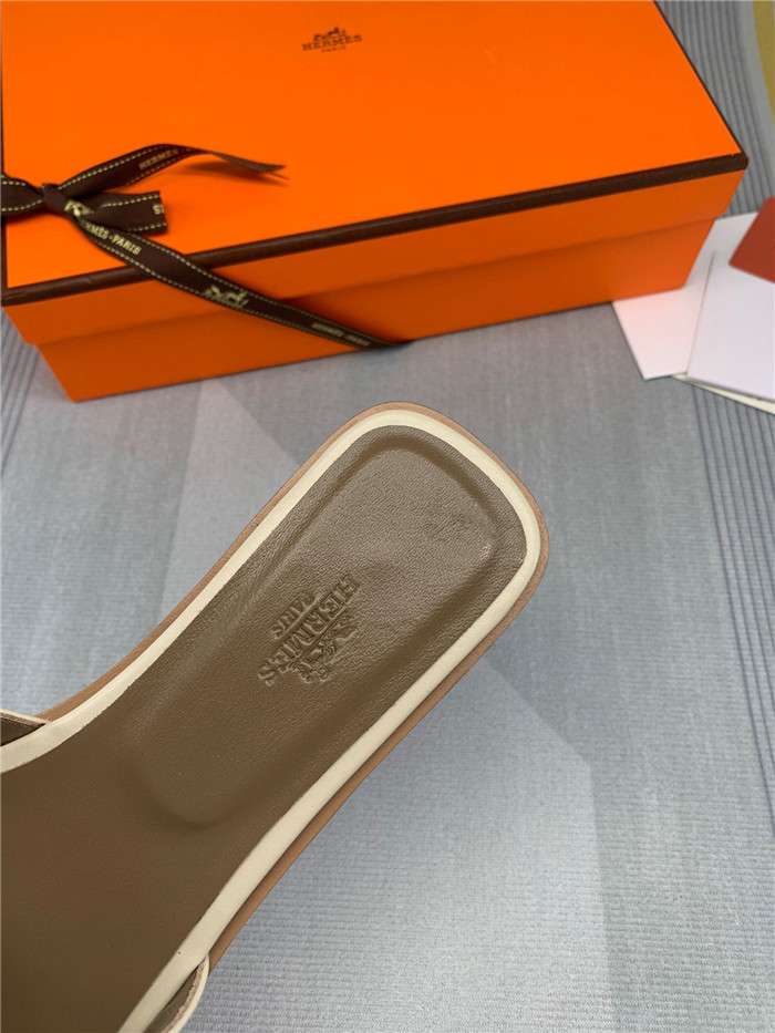 H**me5 Oran Sandal Cream For Women