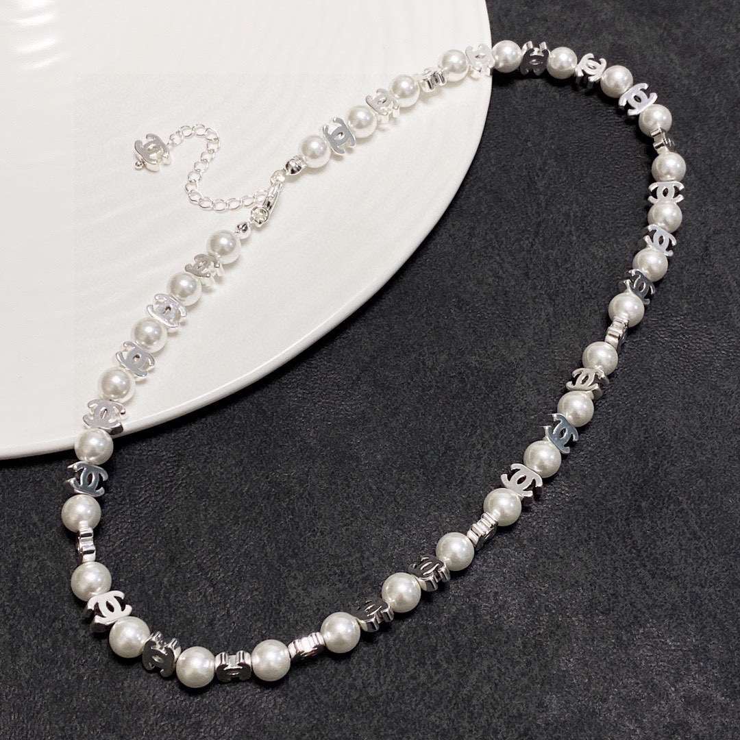 Ch**el CC Pearl Necklace White For Women