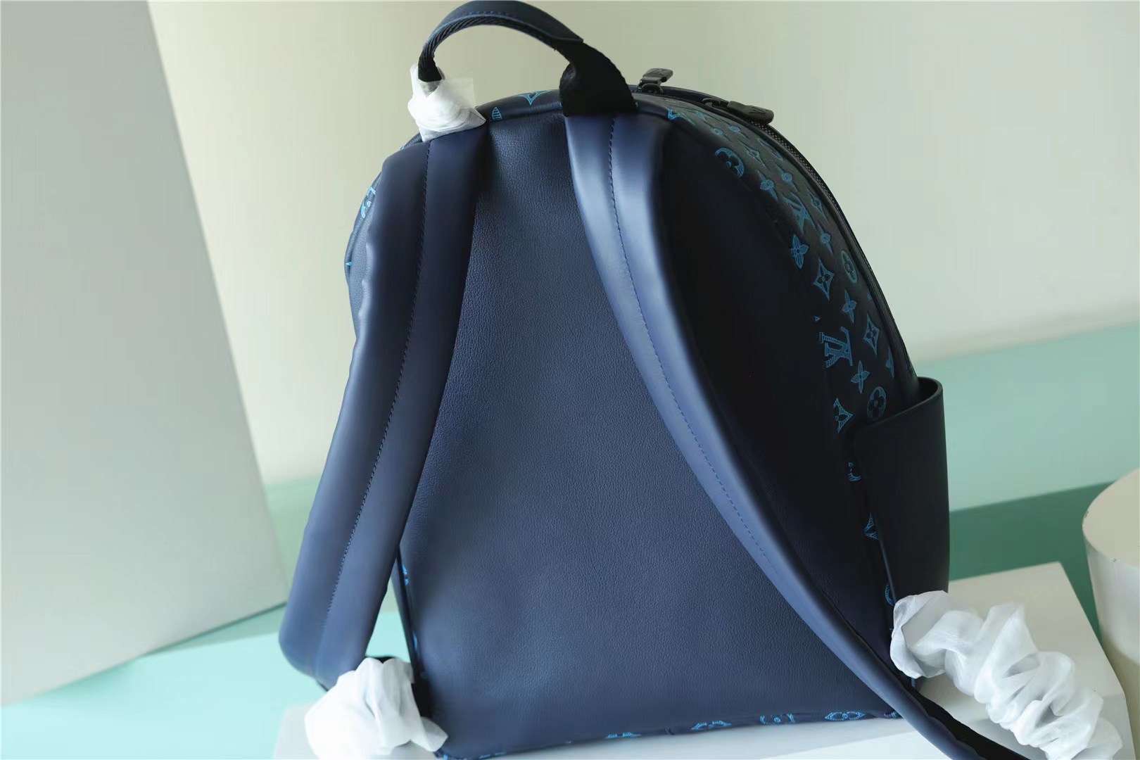 L0vis Vvtt0n Discovery Backpack Dark Blue For Men 11.4in/29cm