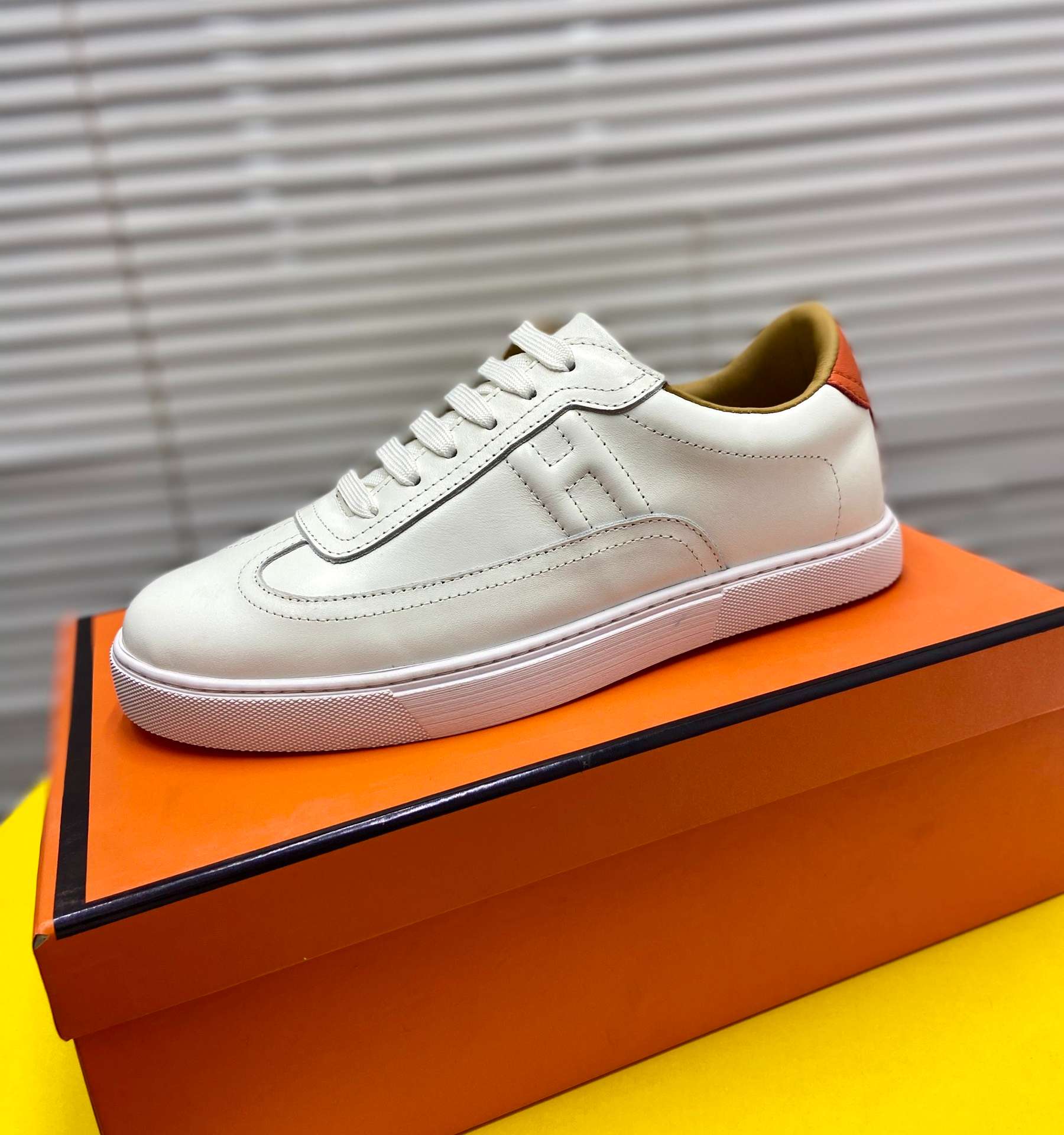 H**me5 Quicker Sneaker White For Men