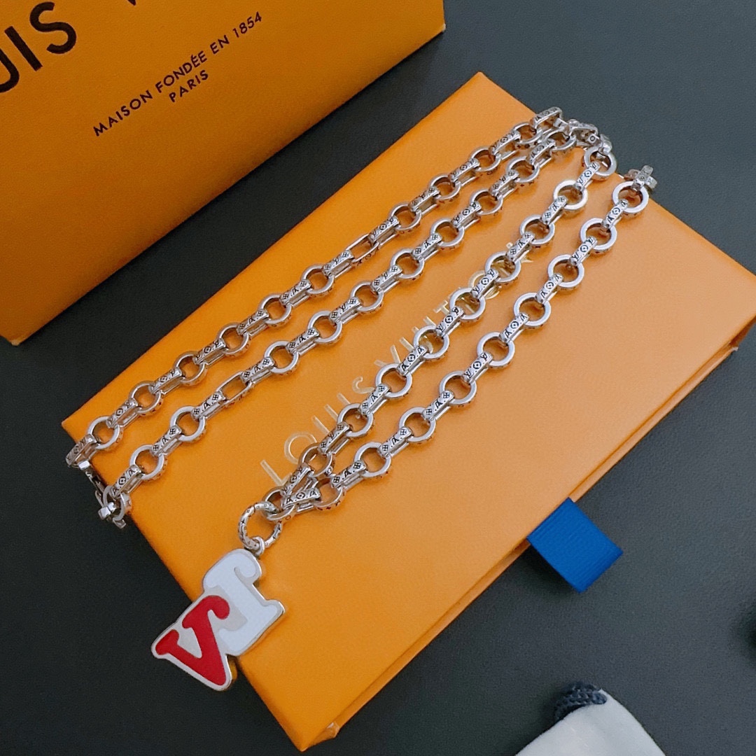 L0vis Vvtt0n Necklace Silver For Women