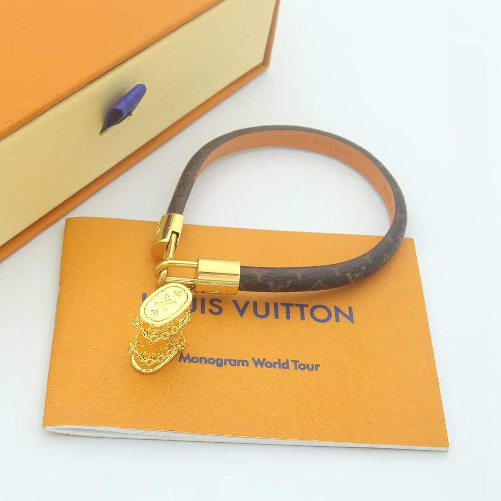 L0vis Vvtt0n Petite Malle Charm Bracelet Brown For Women