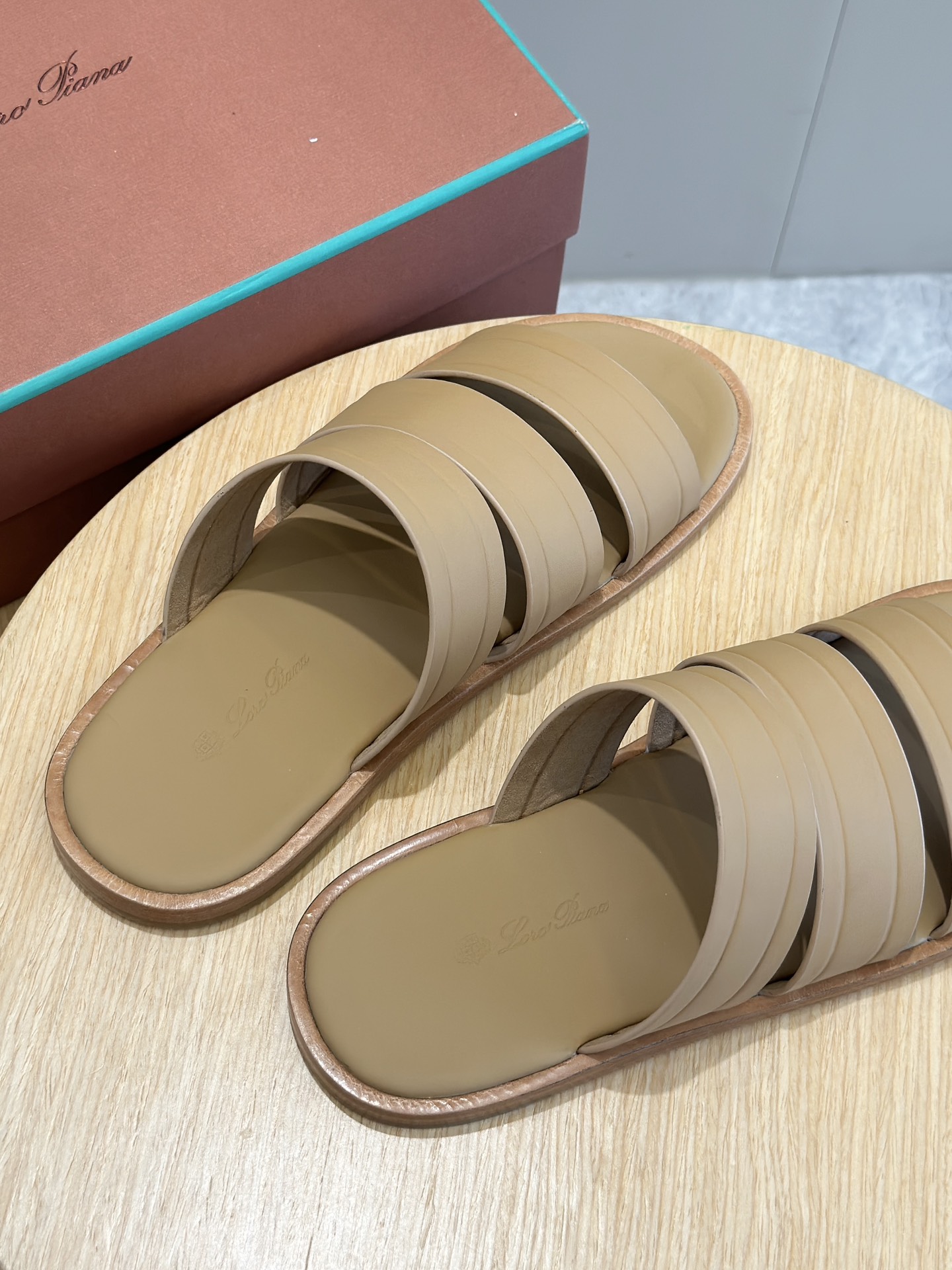 L0r0 P1ana Naha Sandal Brown For Men FAN8776