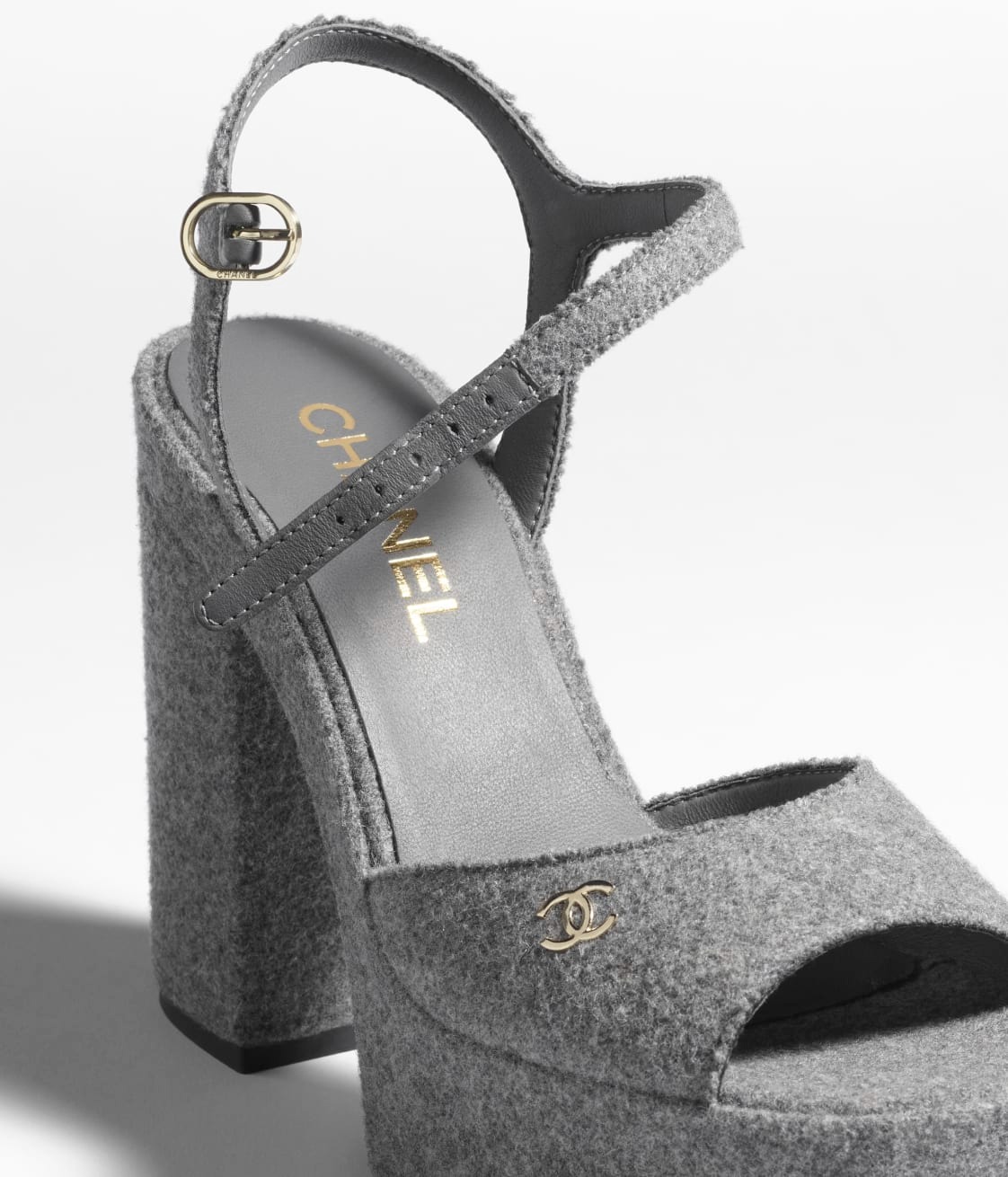 Ch**el Sandals Gray For Women- G45740 B17146 NZ517