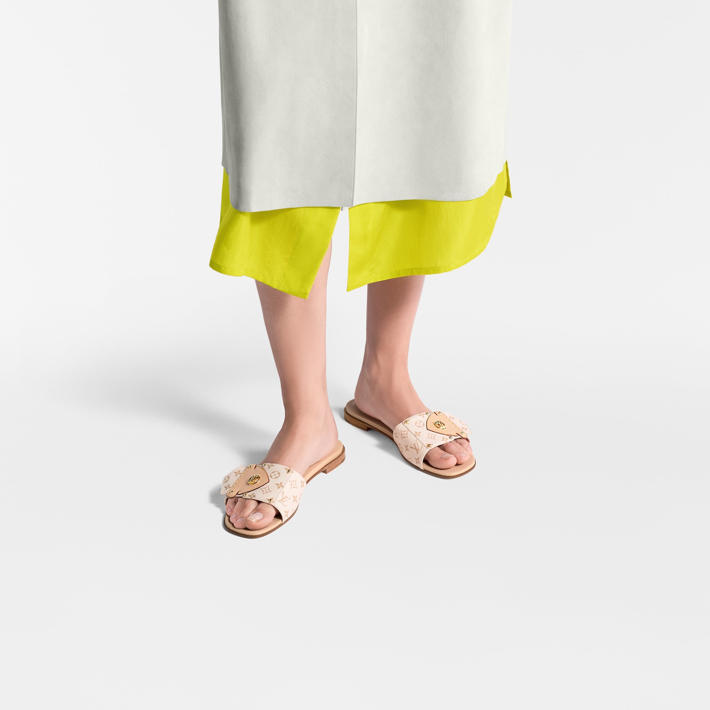 L0vis Vvtt0n Frame Flat Mule Beige For Women 1ACXII