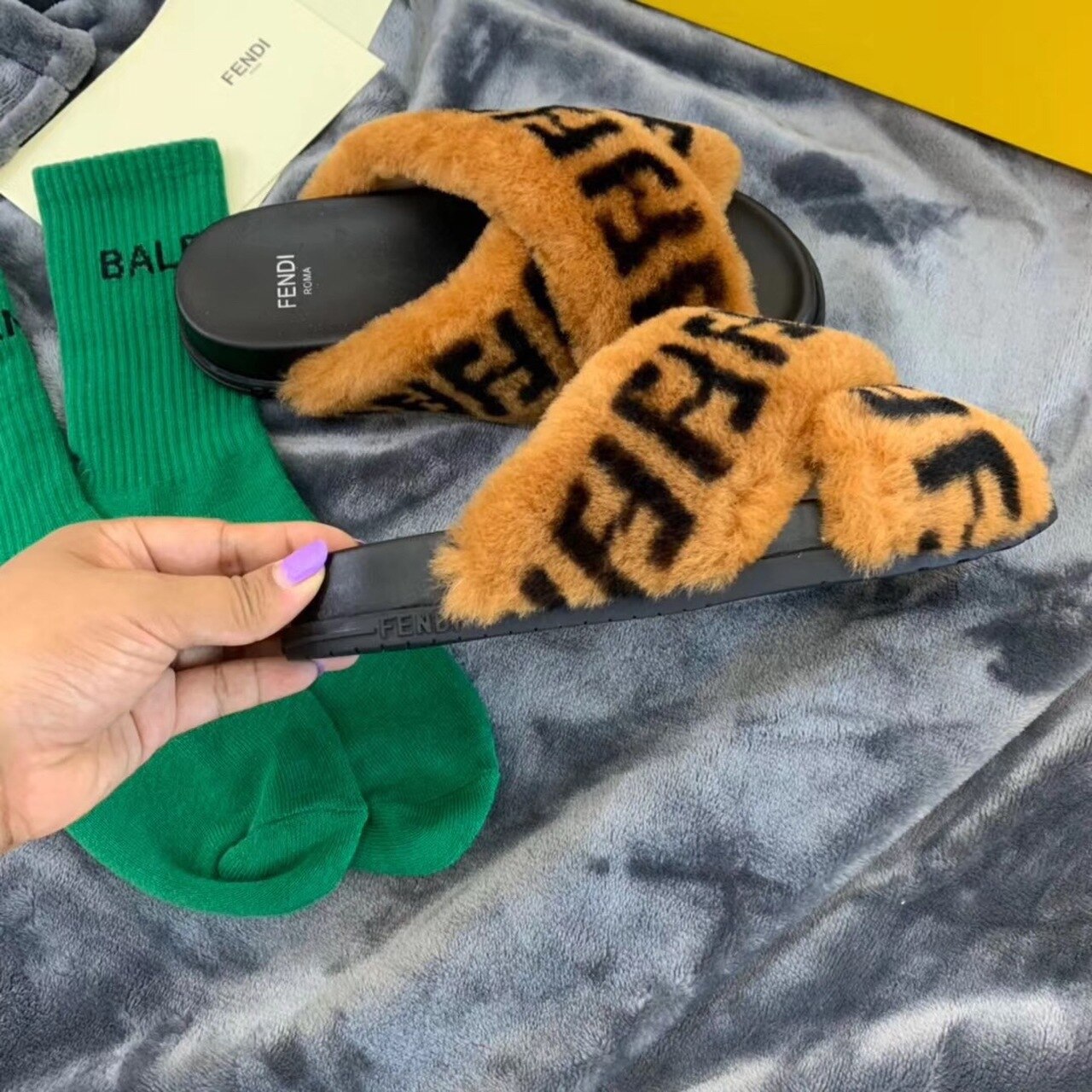 F**di Shearling FF Logo Leather & Dyed Shearling Fur Cross Slides Fall/Winter 2019 Collection, Black/Brown