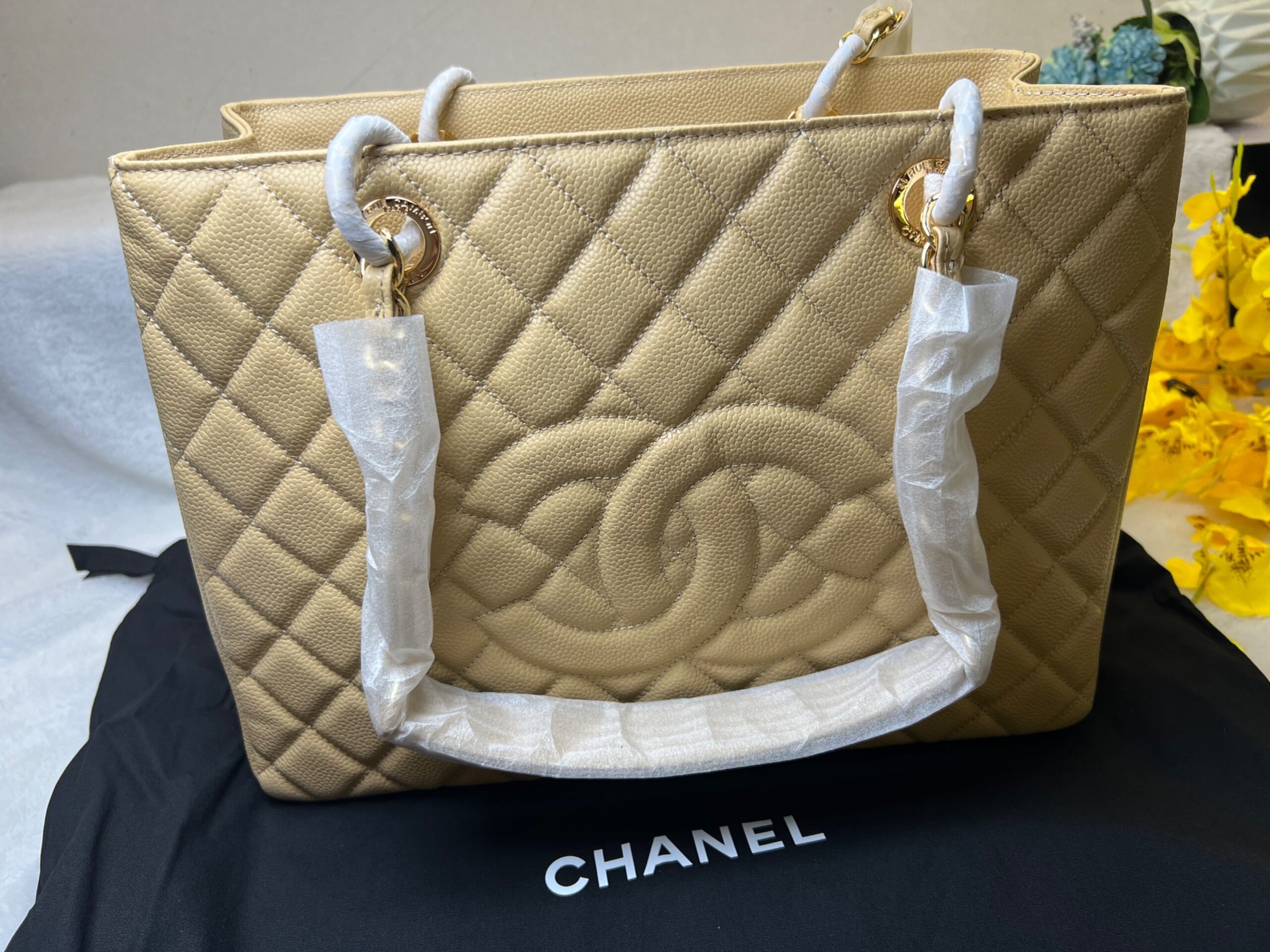 [True-to-ORIGINAL] Ch**el Classic Tote Bag Beige For Women 13.3in/34cm