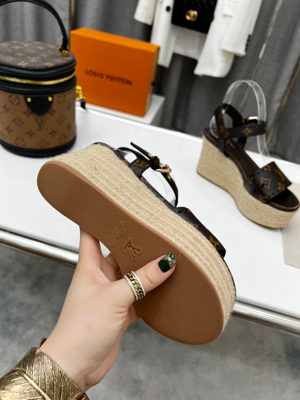 L0vis Vvtt0n Women’s Starboard Wedge Sandal Black And Brown For Women LV