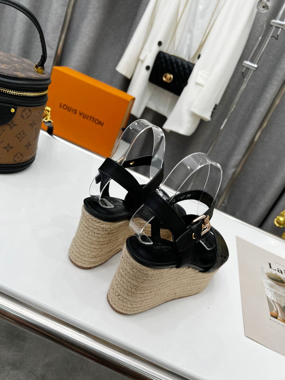 L0vis Vvtt0n Women’s Starboard Wedge Sandal Black For Women LV