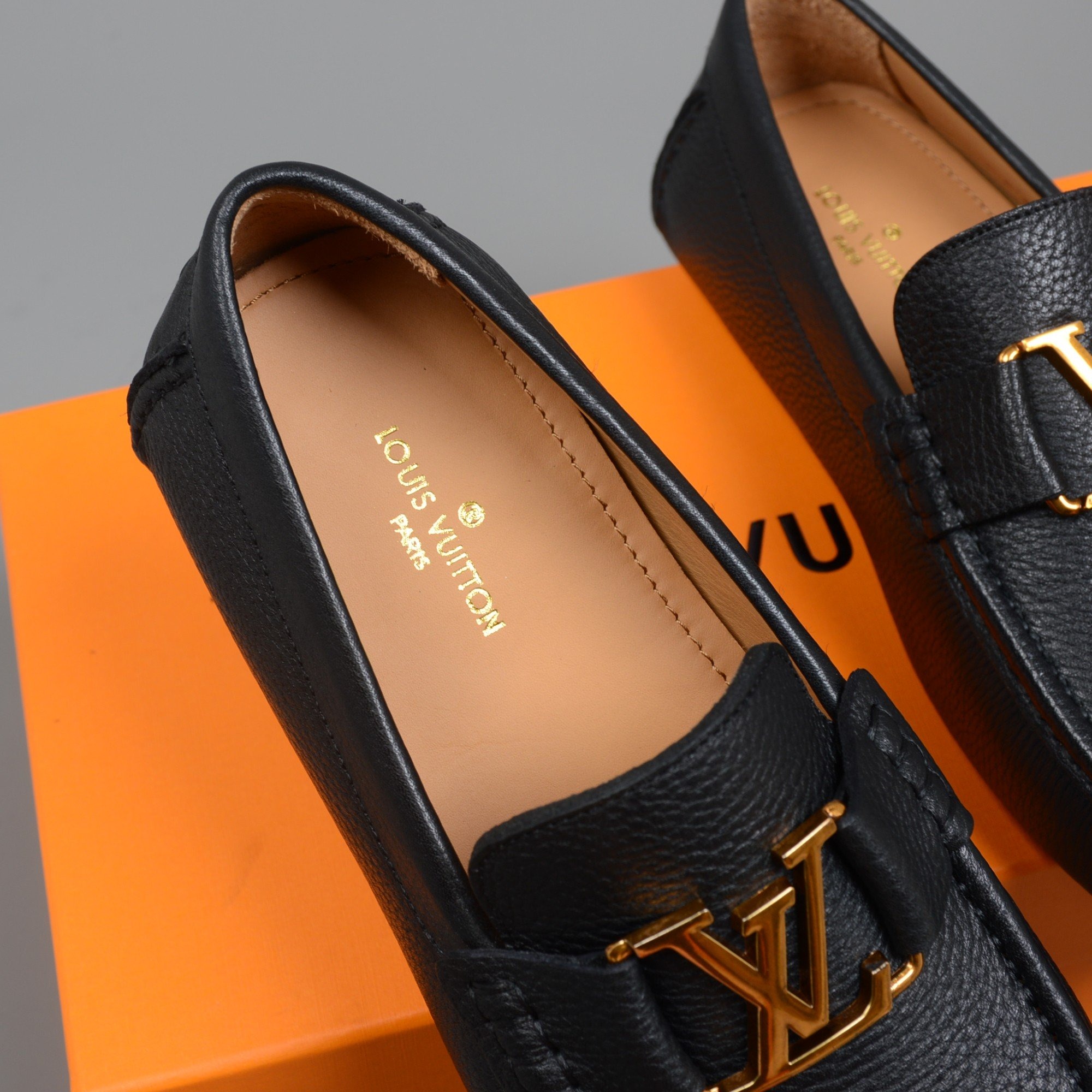 L0vis Vvtt0n Monte Carlo Mocassin Black For Men LV