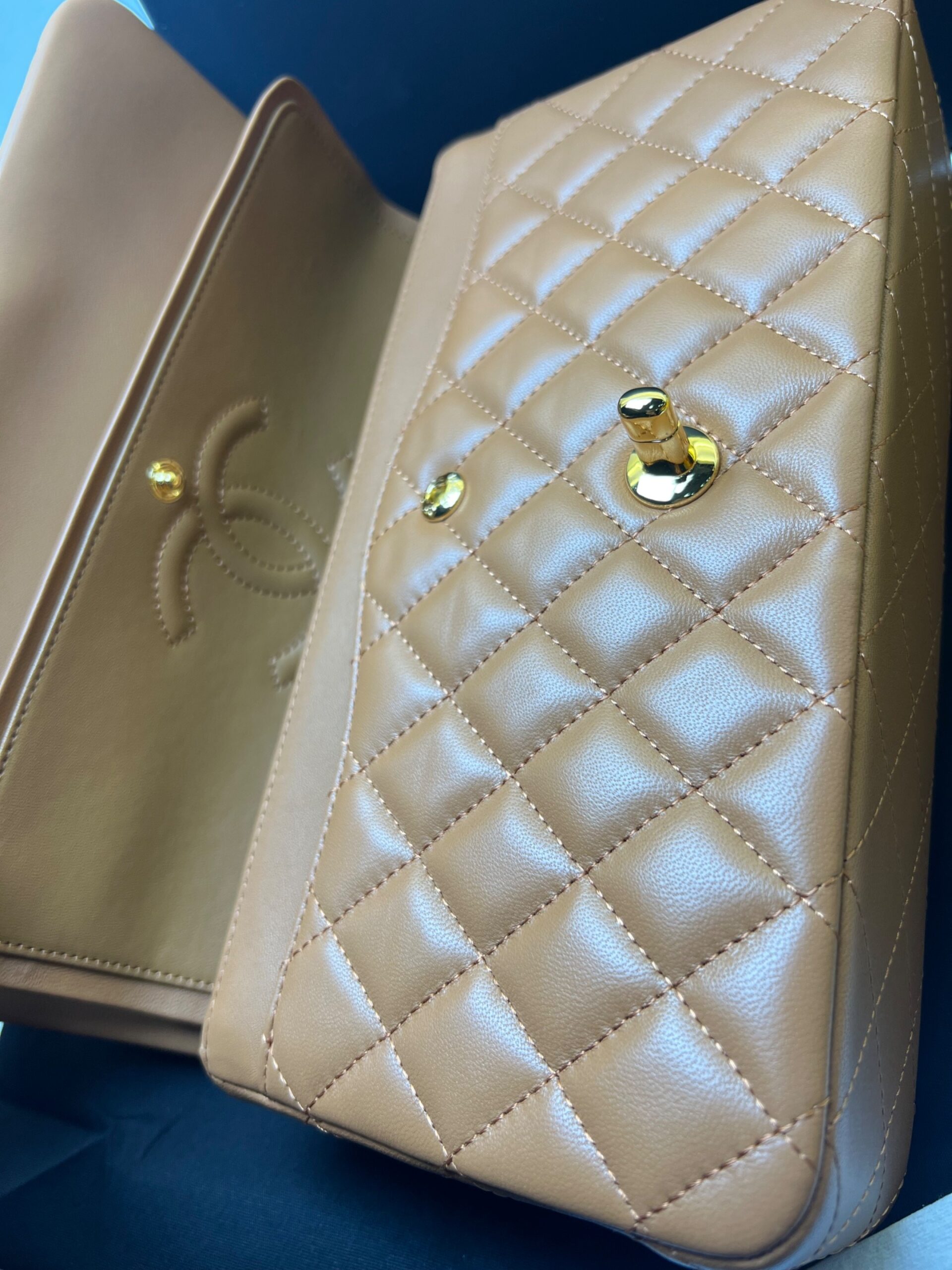 [True-to-ORIGINAL] Ch**el Classic Dark Beige Handbag For Women 9.8in/25cm