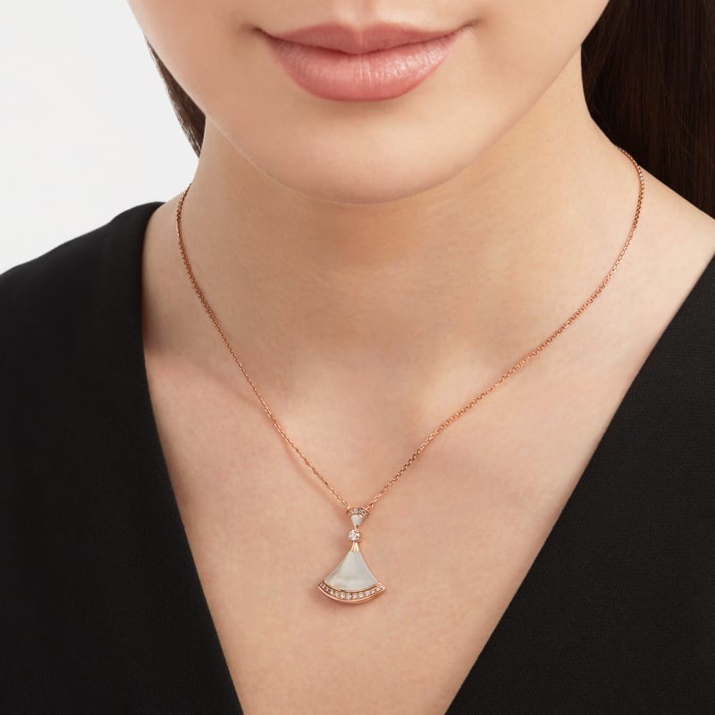 Bv1g*ai Divas’ Dream Necklace Rose Gold For Women 356452