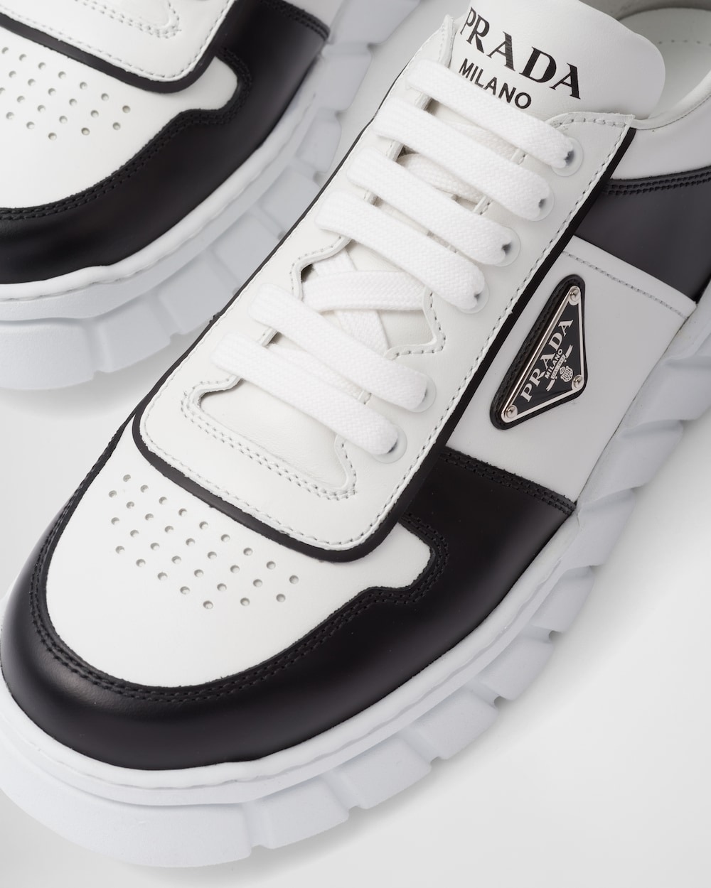 Pra*a Leather Sneakers White/Black For Men 2EE378_3LJ6_F0964