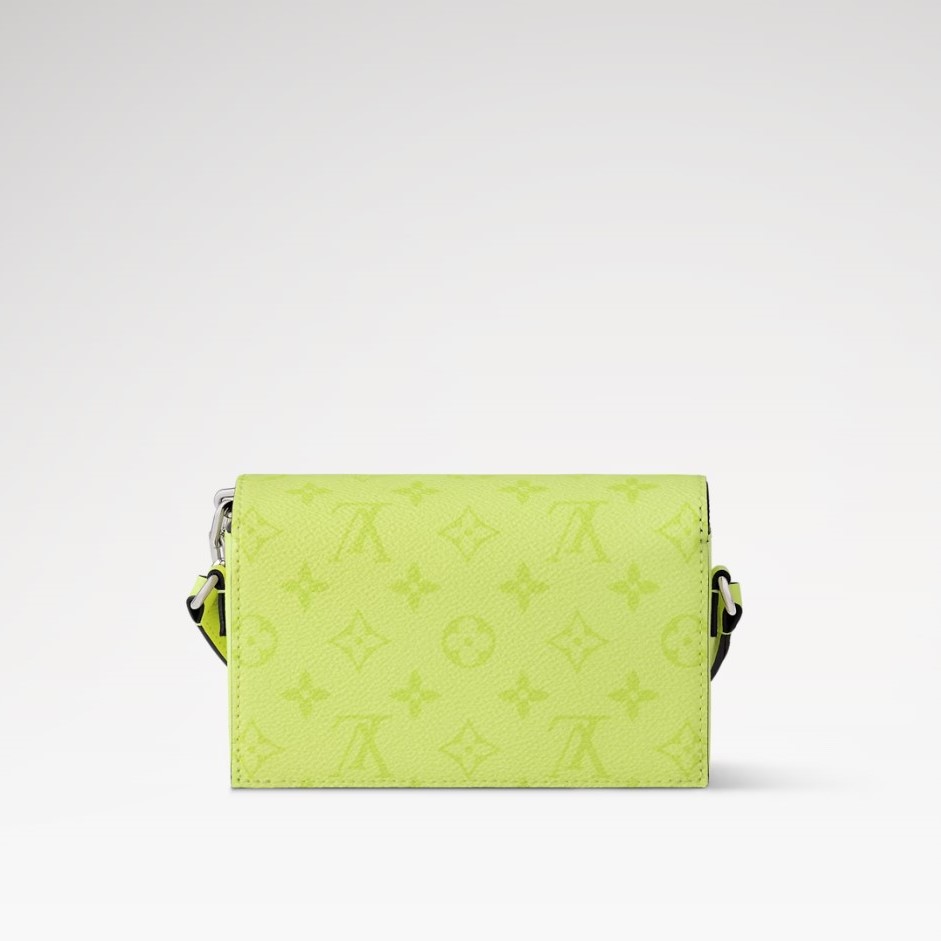 L0vis Vvtt0n Steamer Wearable Wallet Lemon Yellow For Men 7.1in/18cm M14117