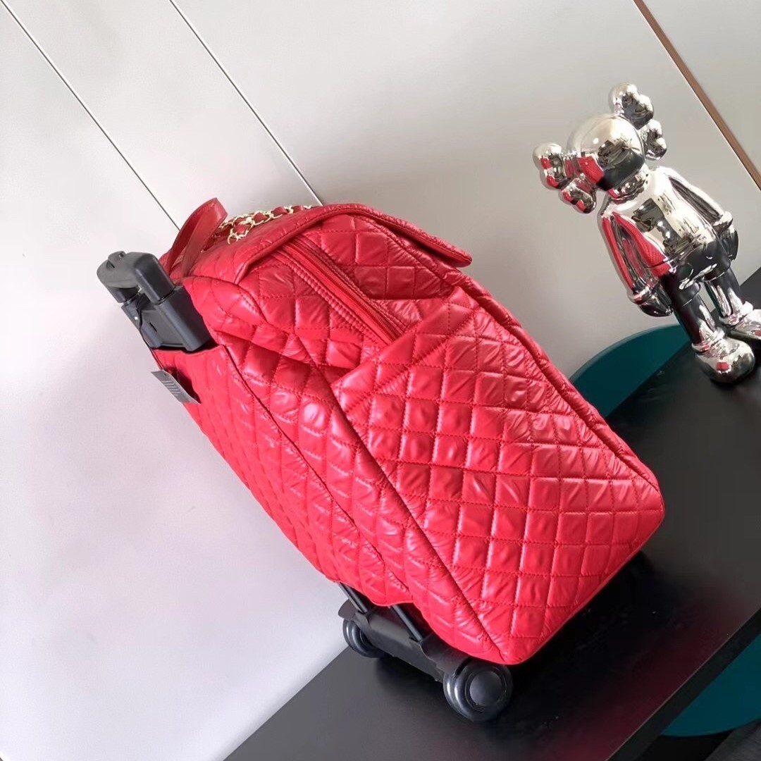 Ch**el Classic Quilted Suitcase Red 17.7in/45cm