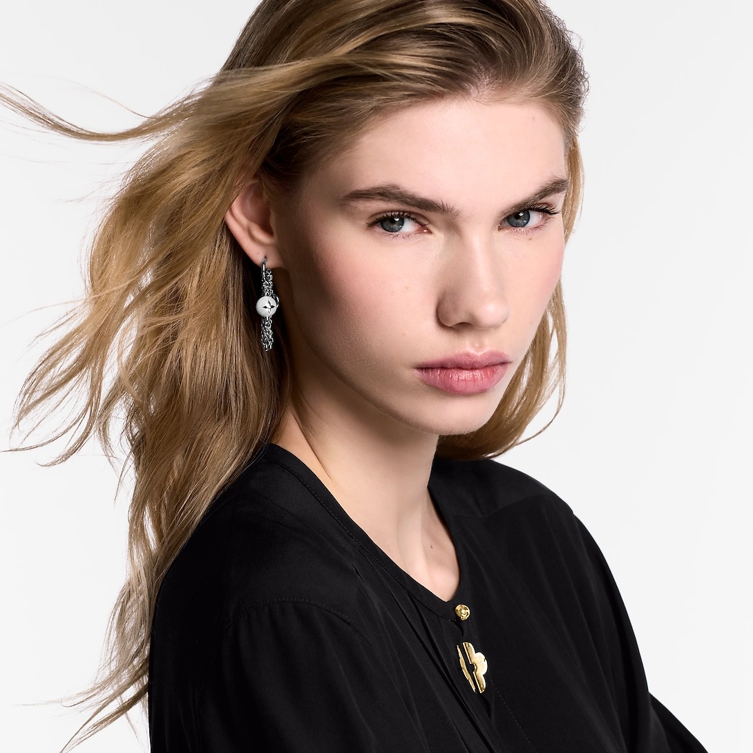 L0vis Vvtt0n Mix Chains Earrings Silver-Toned For Women – M02514