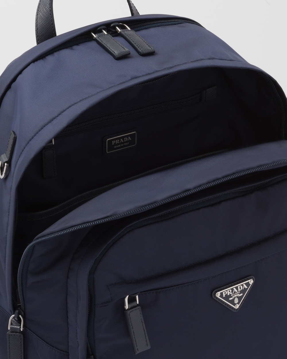 Pra*a Re-Nylon And Leather Backpack Navy For Men 12.2in/31cm 2VZ048_2DMG_F0008_V_OOO