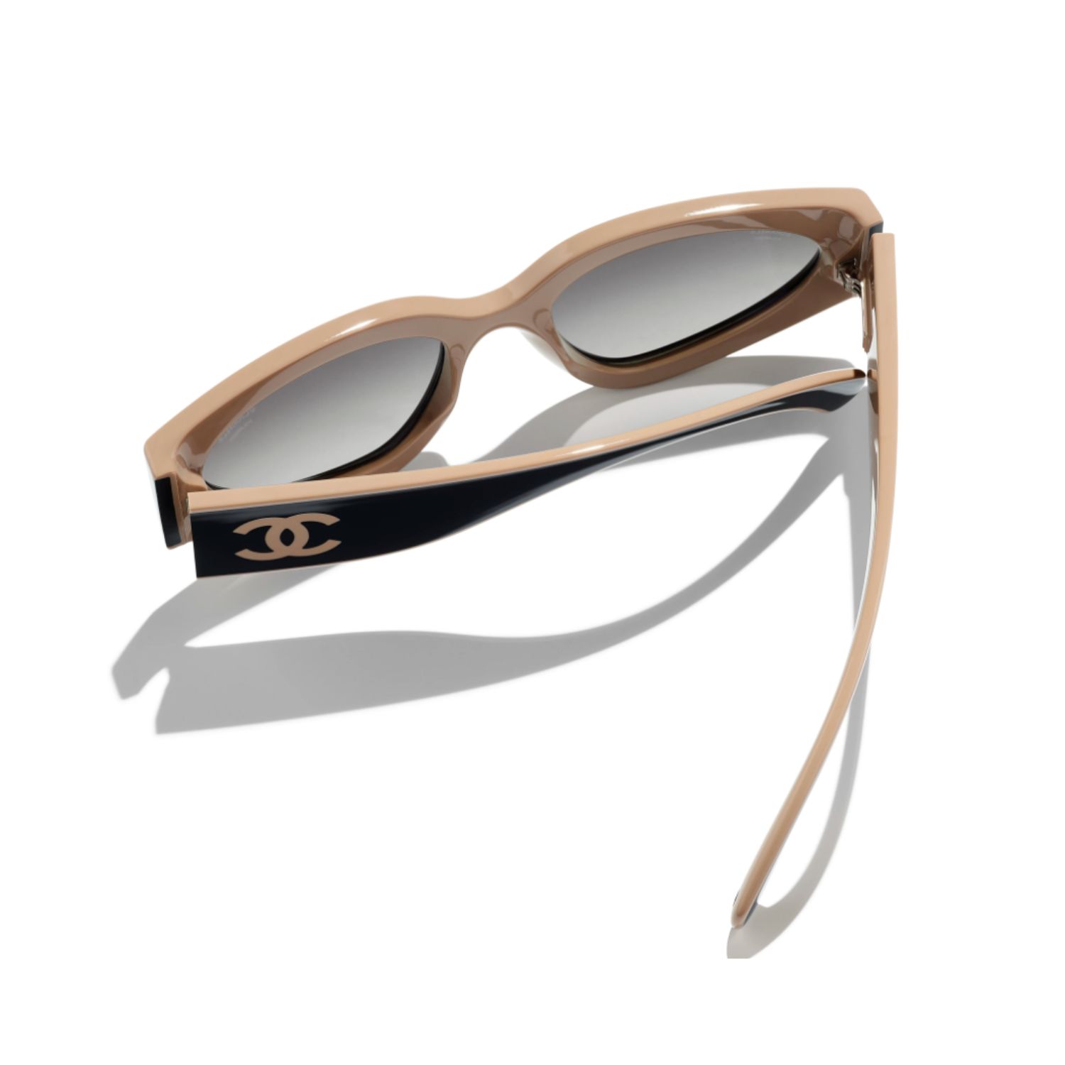 Ch**el Rectangular Sporty Sunglasses Black & Brown