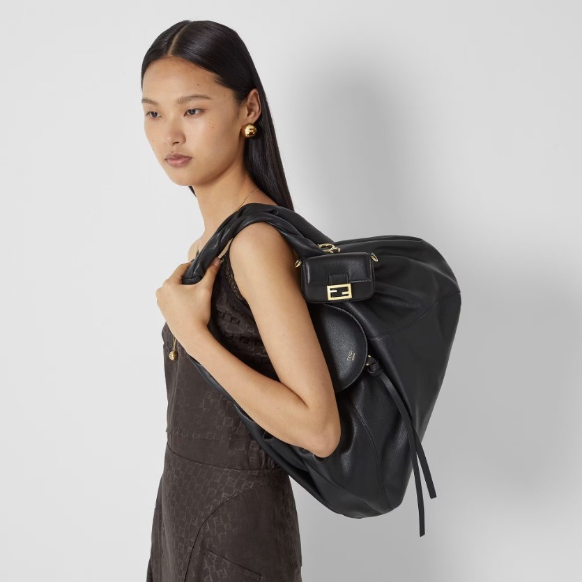 [True-to-ORIGINAL] F**di Spy Bag Black For Women 18.9in/48cm 8BR839AYCTF0KUR