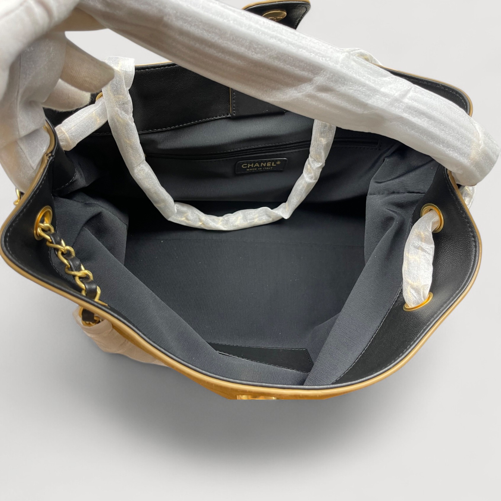 [True-to-ORIGINAL] Ch**el Small Shopping Bag Beige/Black For Women 14.2in/36cm AS5634-B20827-U1536