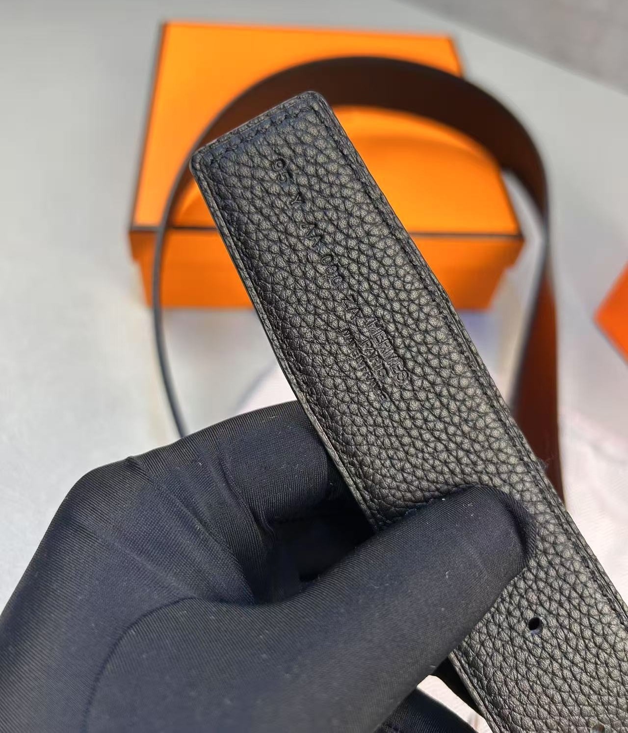 H**me5 Luck Belt Buckle Reversible Leather Strap 38mm Noir For Men H010412CK05