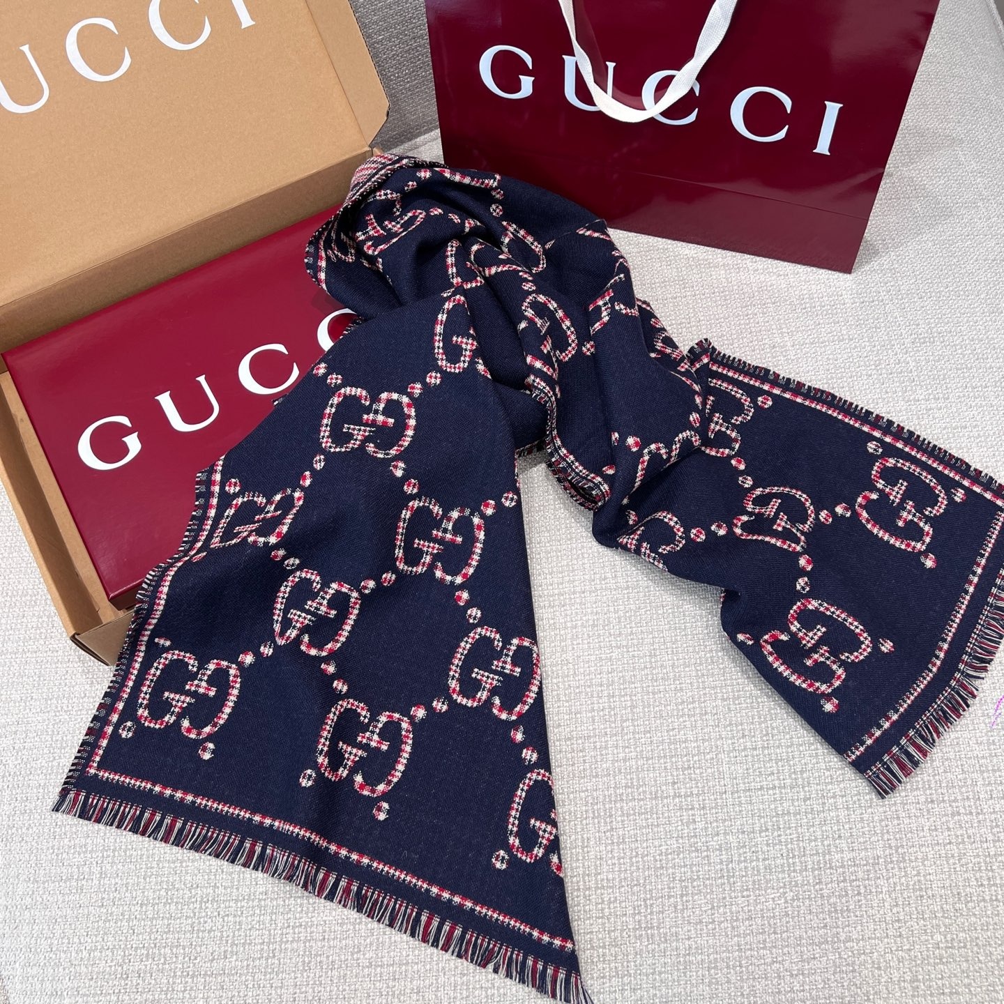 Gvc*1 GG Scarf Navy And Red 71in/180cm ‎660025 4G386 4174