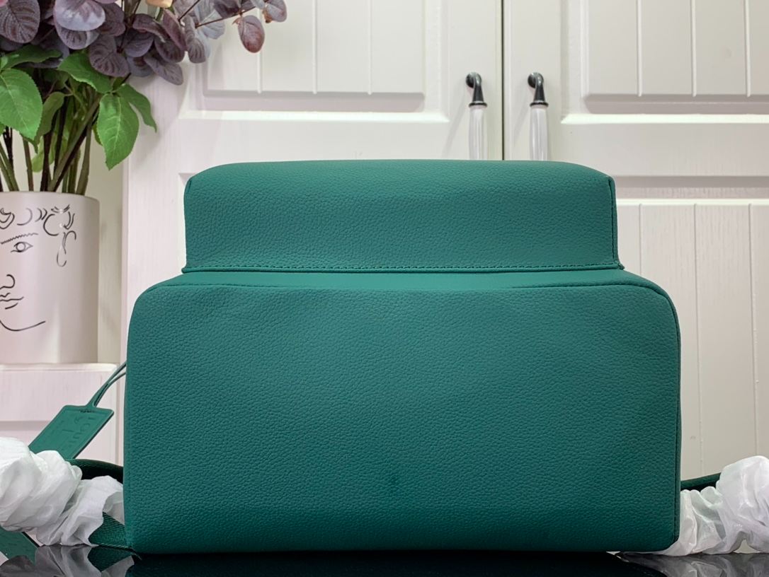 [True-to-ORIGINAL] L0vis Vvtt0n LV Aerogram Backpack Green For Men, Men’s Bags 43cm LV