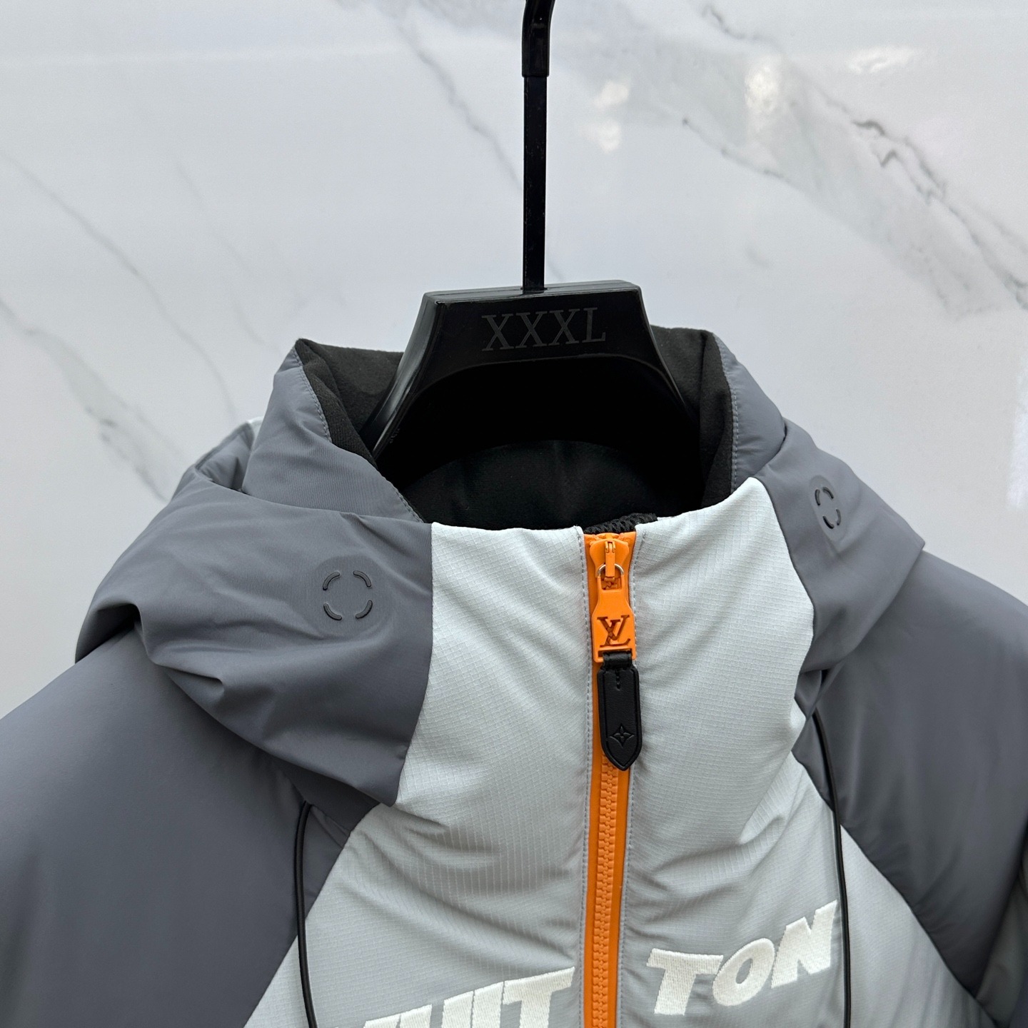 L0vis Vvtt0n Technical Down Ski Jacket Grey For Men – 1AGIQ7