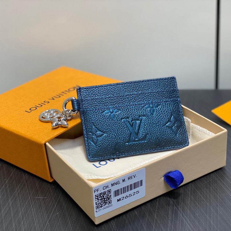 L0vis Vvtt0n LV Charms Card Holder Shimmery Ink For Women 4in/10cm M26525