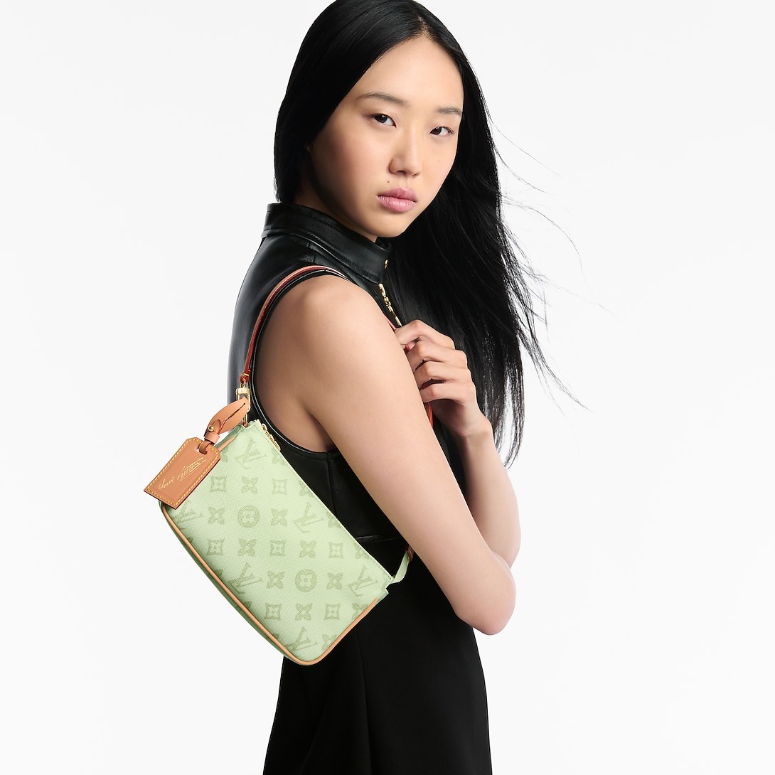 L0vis Vvtt0n Pochette Accessoires Vert Asnières For Women 23.5cm/9.3in – M28320