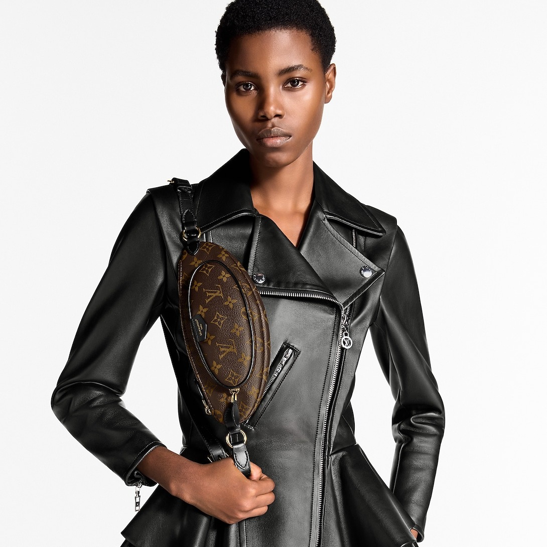 L0vis Vvtt0n Keepit Bumbag 11.4in/ 29cm Monogram Gold Hardware For Women M14806