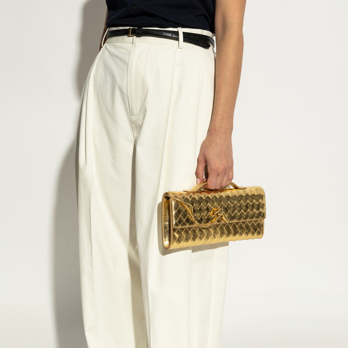 B0tt*ga Ven*ta Andiamo Clutch 12.2in/ 31cm Gold Metallic Gold Hardware For Women 741511V4P128922