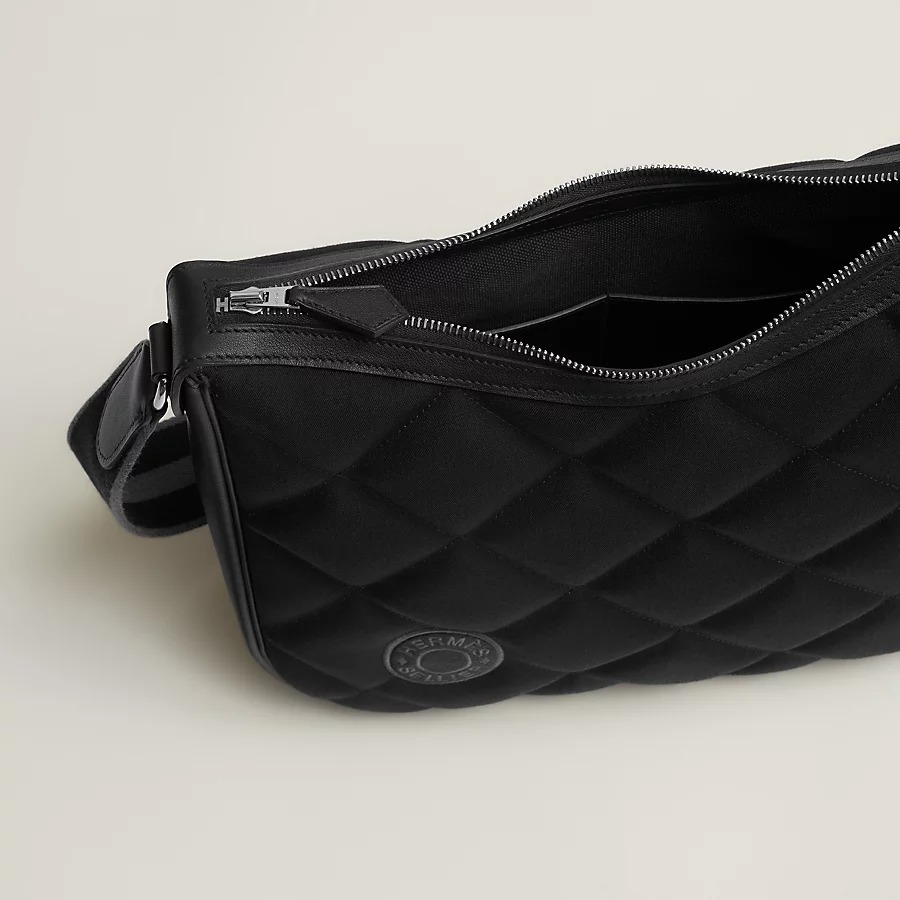 H**me5 Horseback Bag Noir For Men 37cm/14.6in – H085410CKAD