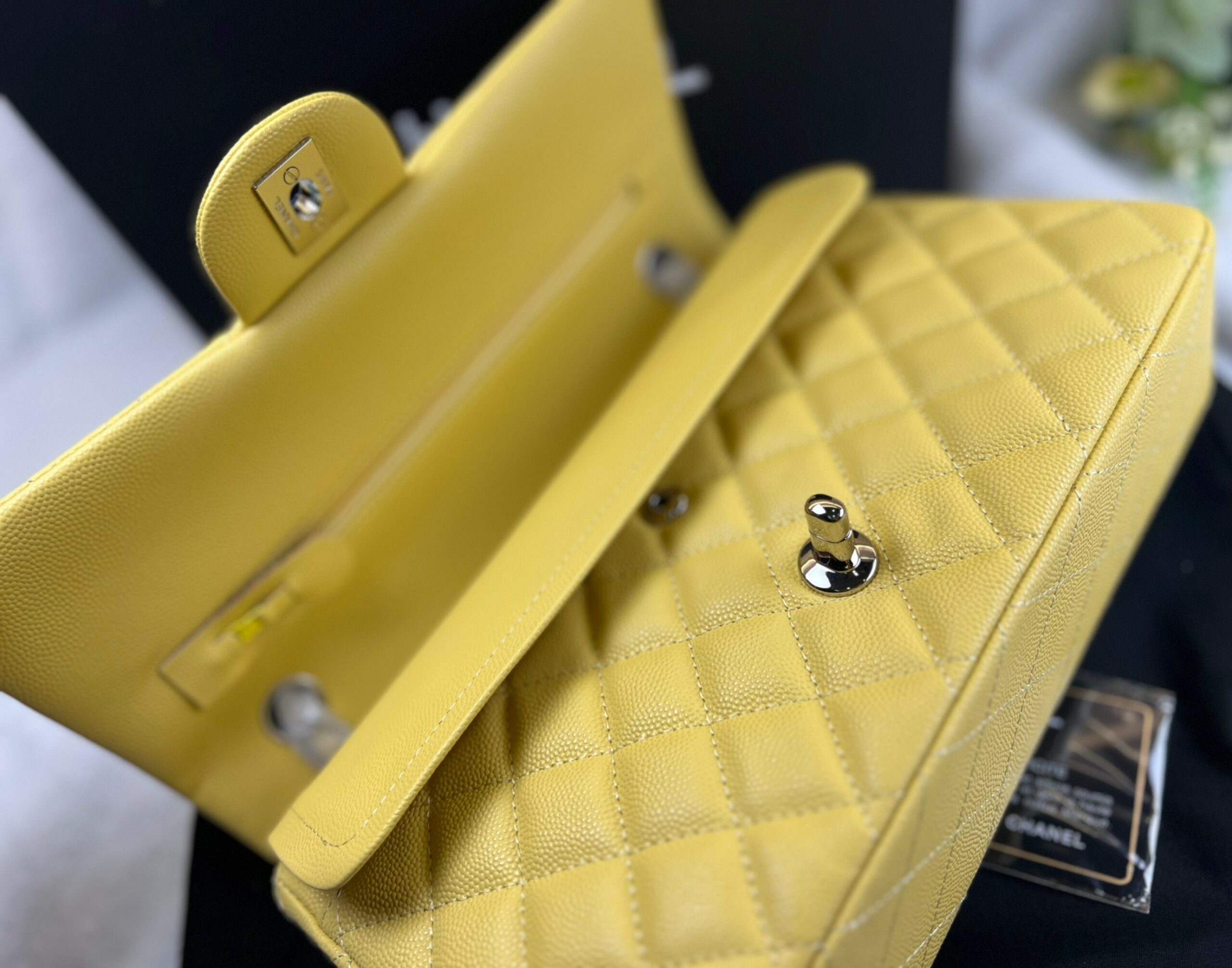 [True-to-ORIGINAL] Ch**el 11.12 Classic Double Flap Yellow For Women 10in/25.5cm