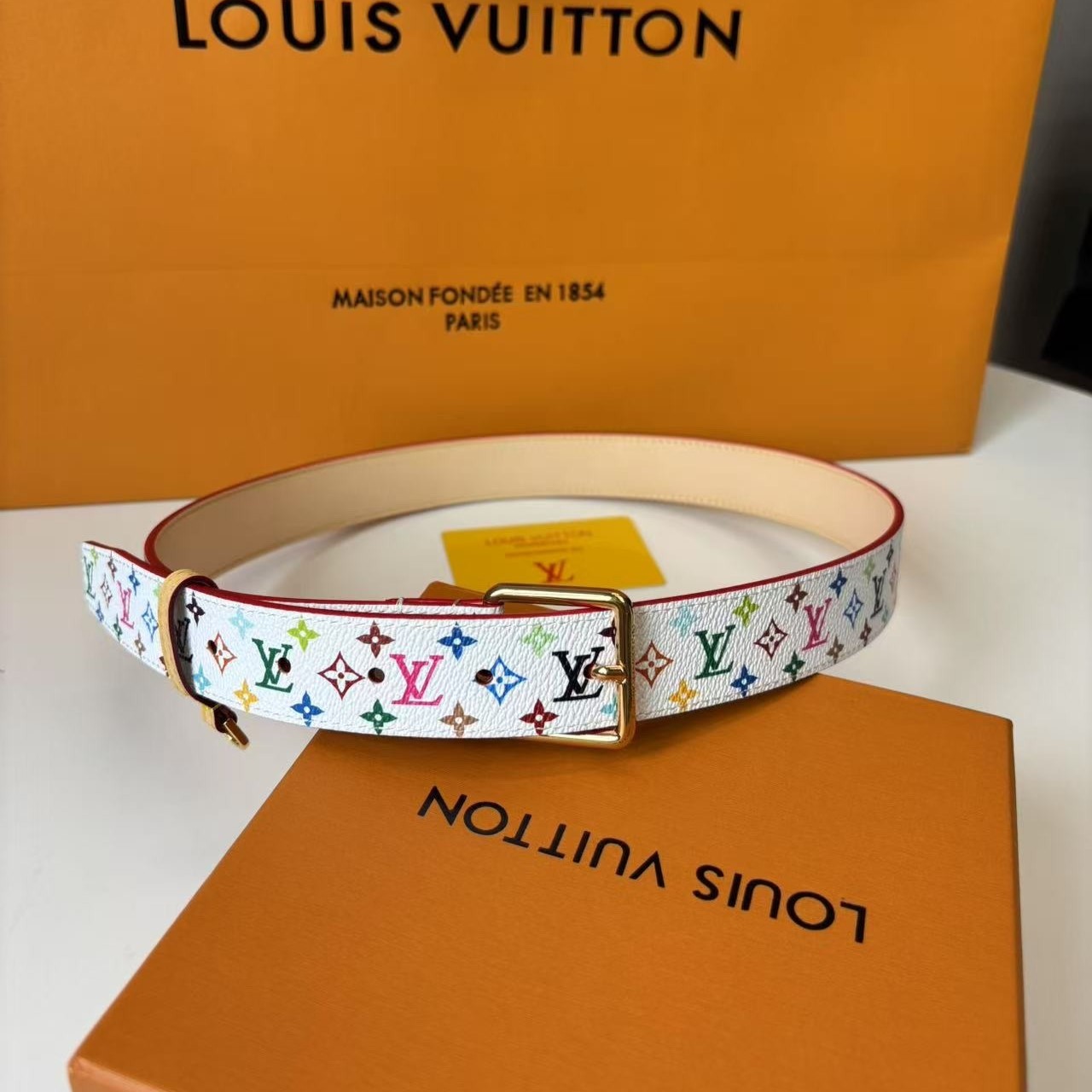 L0vis Vvtt0n LV x TM LV D-Ring 30mm Belt Blanc – M8981U