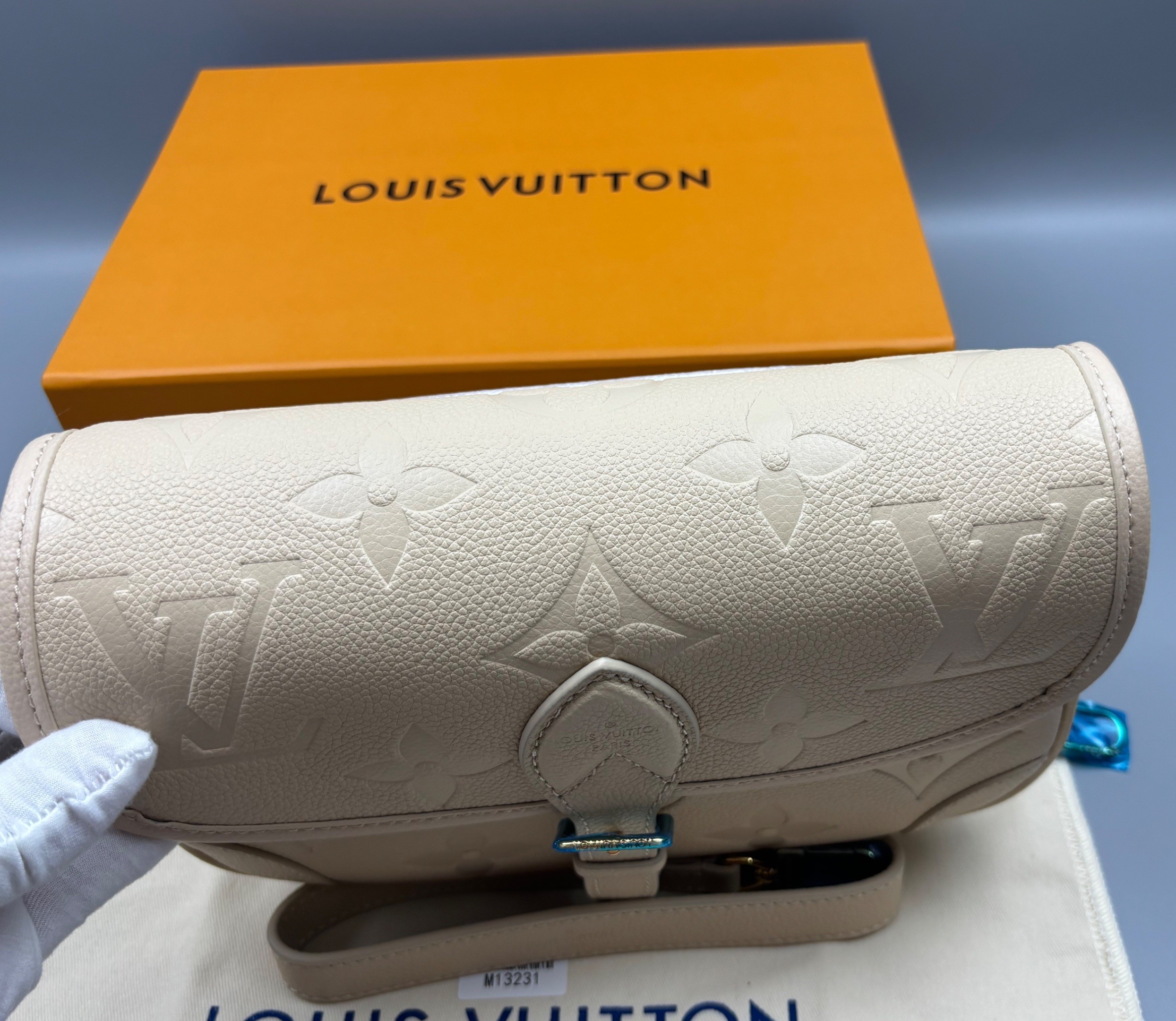 [True-to-ORIGINAL] L0vis Vvtt0n Diane Sand For Women 9.4in/24cm M13231