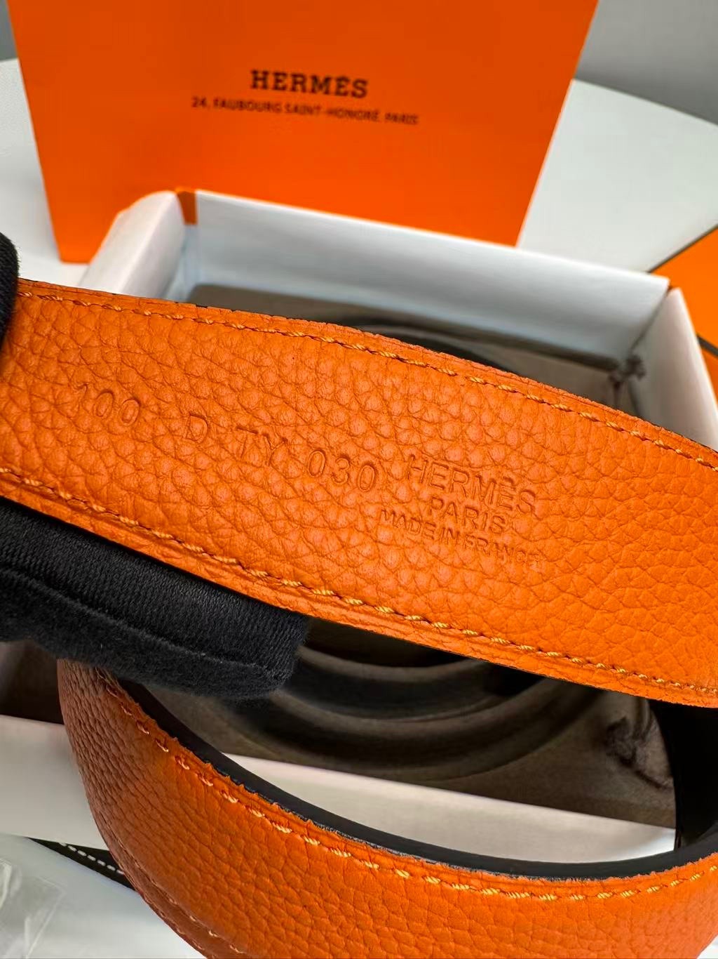 H**me5 Hisseo Belt Buckle And Reversible Leather Strap 32 mm Noir/Orange For Men H011772UP82